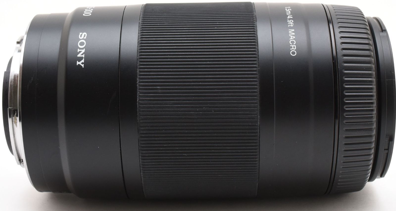 ✨️ SONY ソニー 75-300mm ✨️フード付き 超望遠レンズ 【美品】 外観特上級】フード付 ソニー SONY 望遠ズームレンズ 75-300mm F4.5
