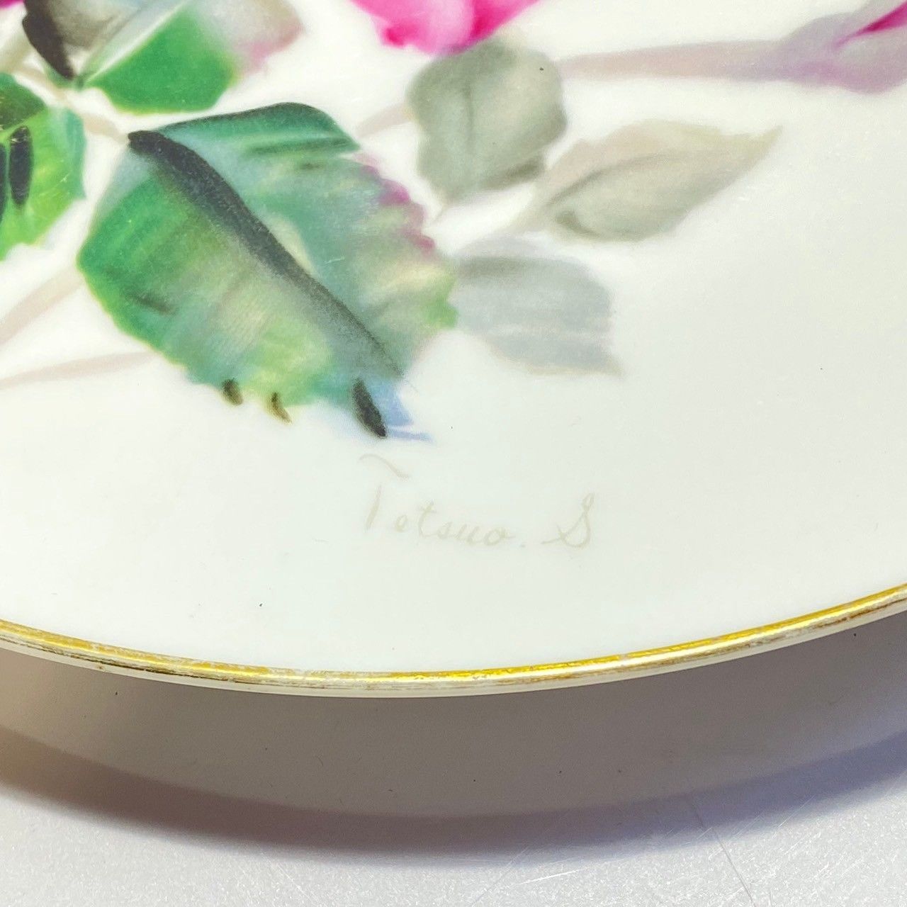 オールドノリタケ　大皿　飾皿　薔薇金盛 ノリタケ オールドノリタケ 金盛りジュール薔薇絵 カップ