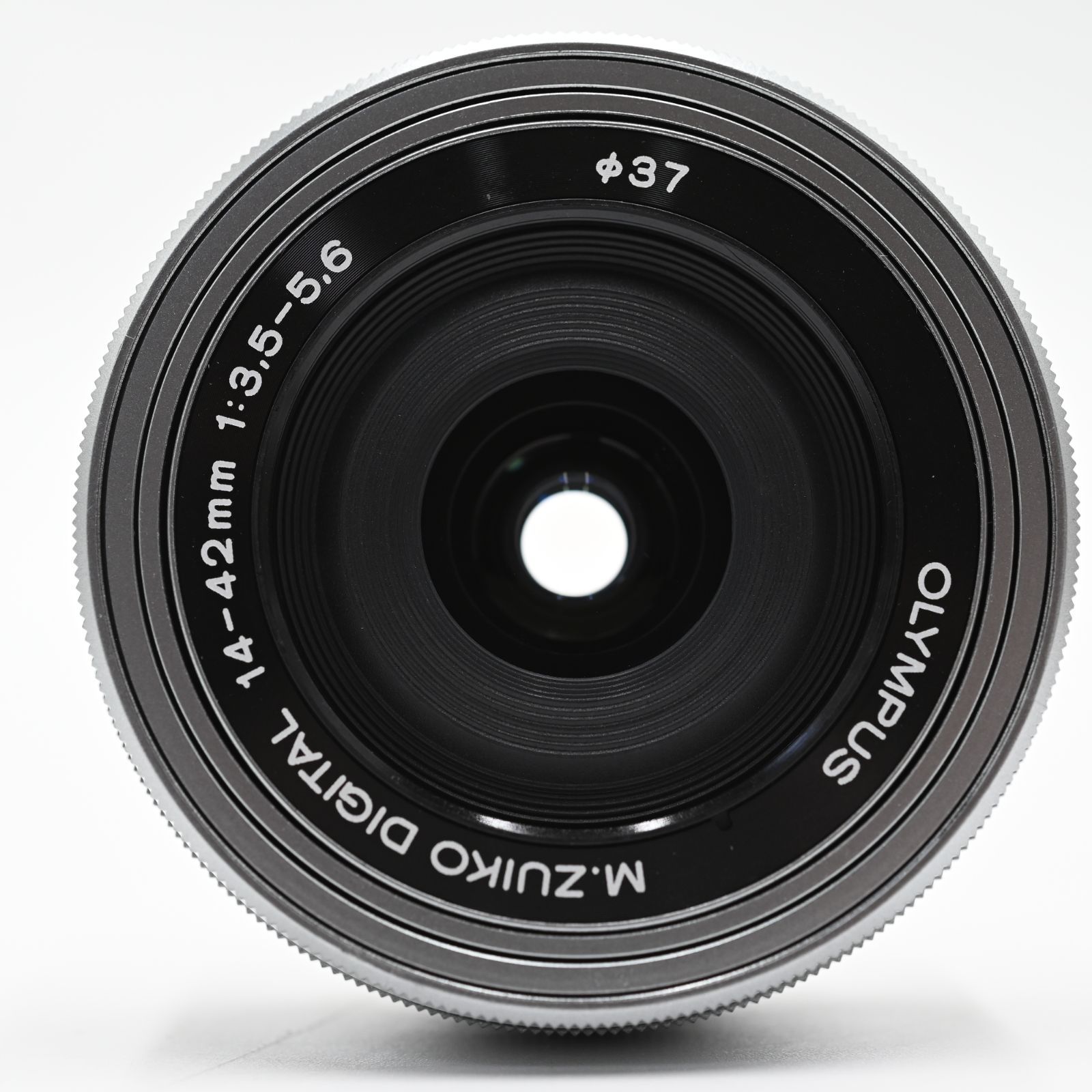 OM SYSTEM/オリンパス OLYMPUS 電動式パンケーキズームレンズ M
