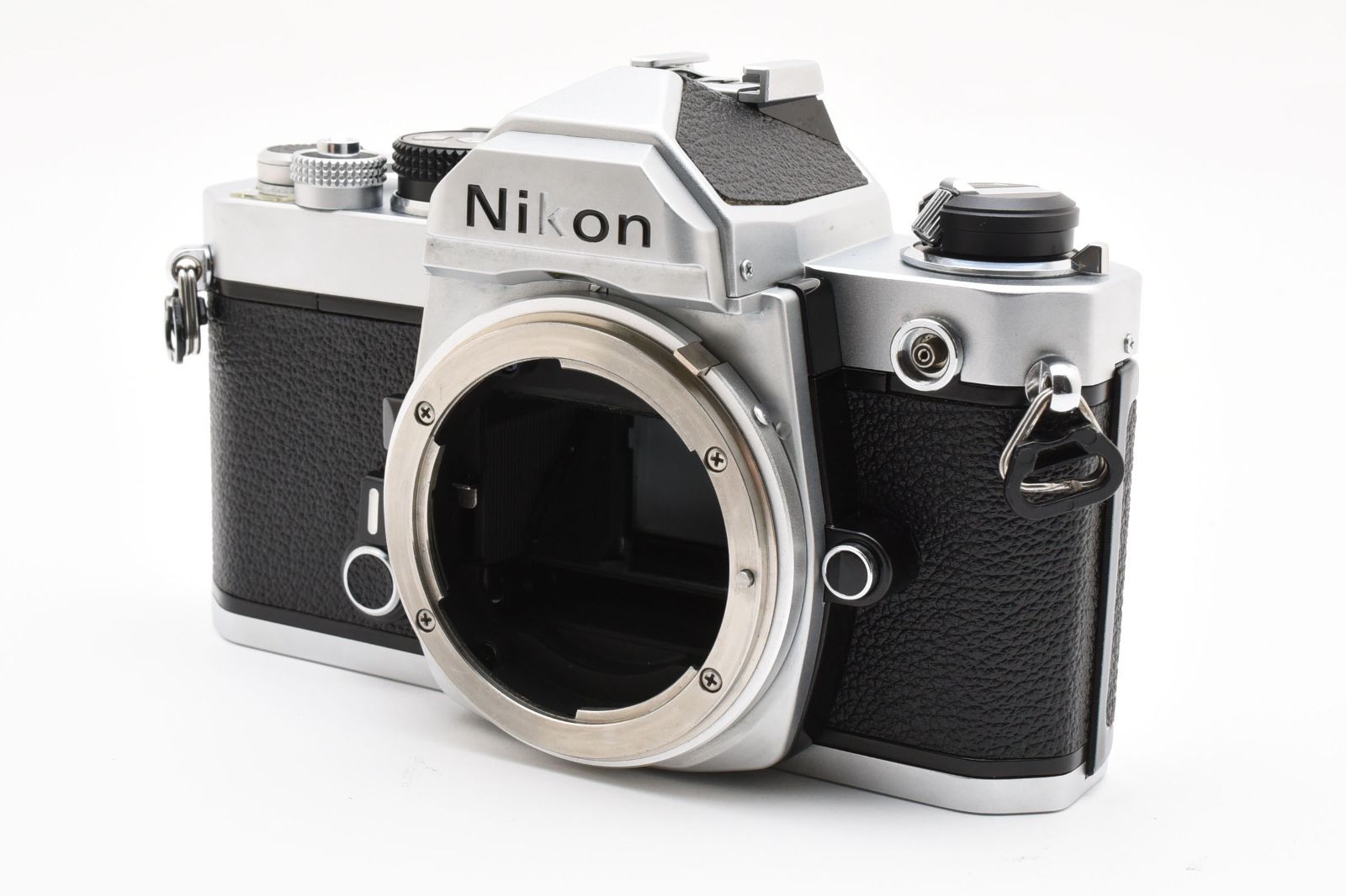 Nikonのフィルムカメラ9種撮り比べ – フォトグラファーが撮影し