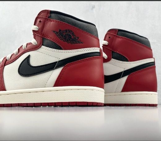 NIKE ナイキ エアジョーダン 1 Retro High シカゴ 期間限定