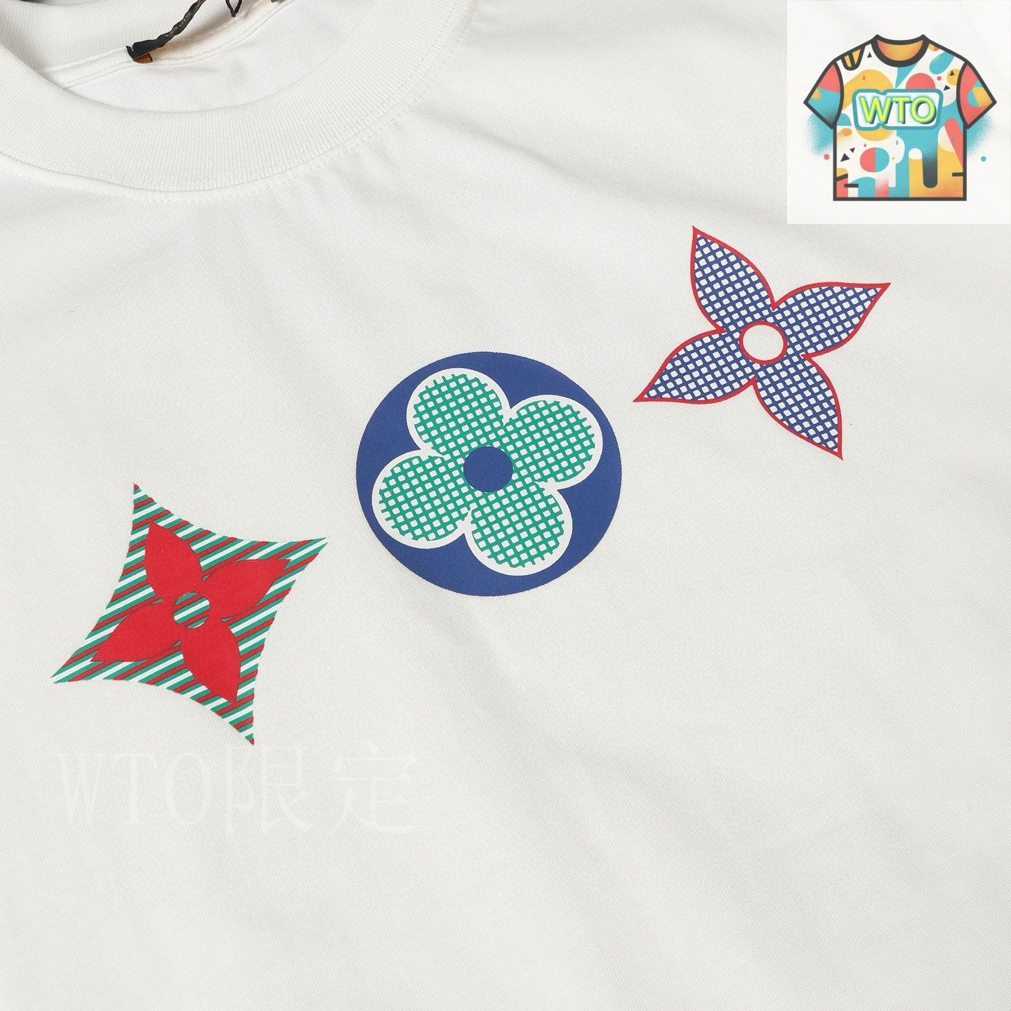 【花のLVロゴ＊】着回し力バツグン♡LouisVuitton Tシャツ 花のLVロゴ＊】着回し力バツグン♡LouisVuitton Tシャツ