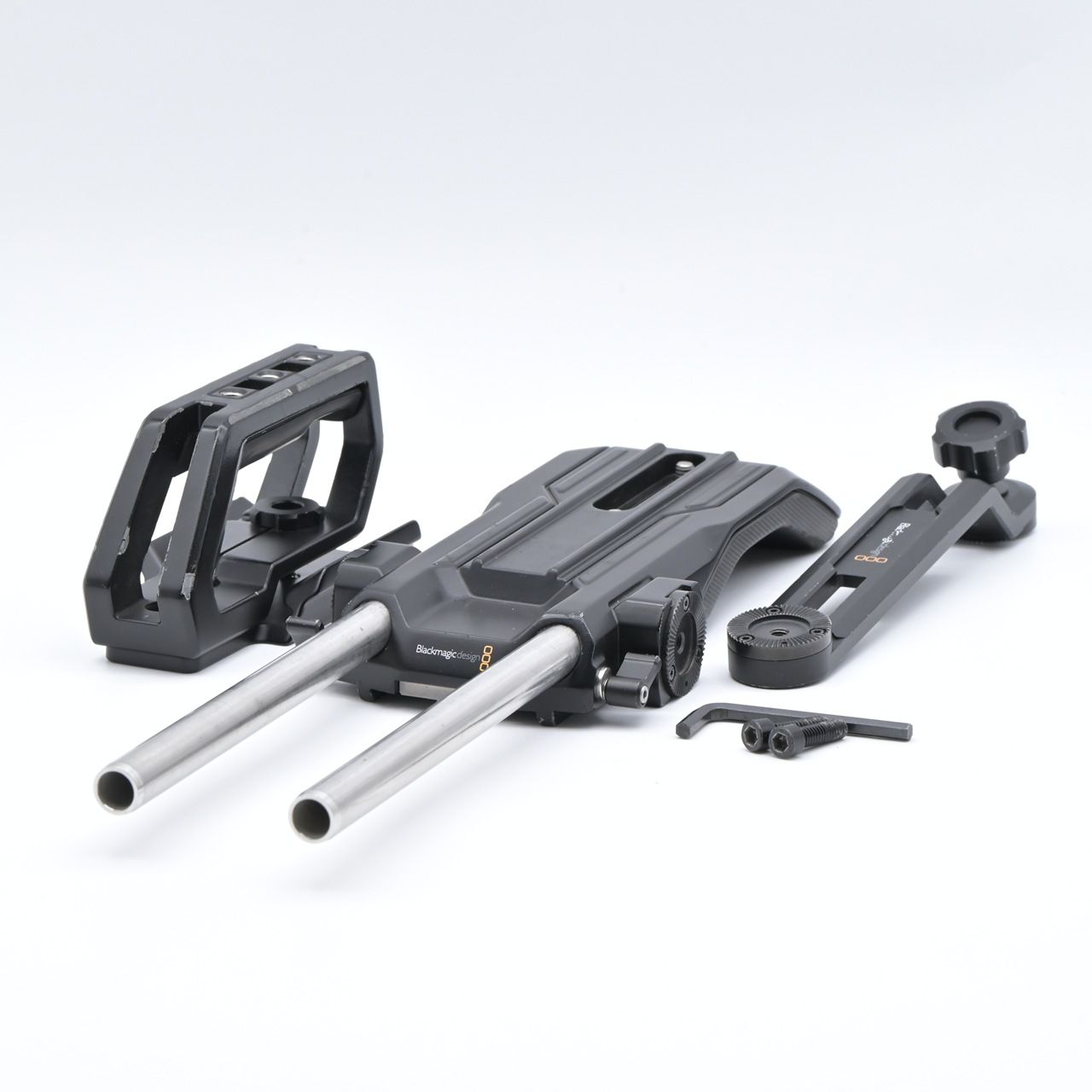 Blackmagic Design ブラックマジックデザイン シネマカメラ Shoulder Mount Kit URSA URSA mini用 アクセサリ