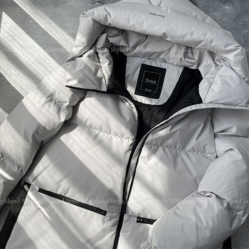 新品未使用 ヘルノ HERNO ラミナーゴアテックス WINDSTOPPER 新品未使用 ヘルノ HERNO ラミナーゴアテックス WINDSTOPPER