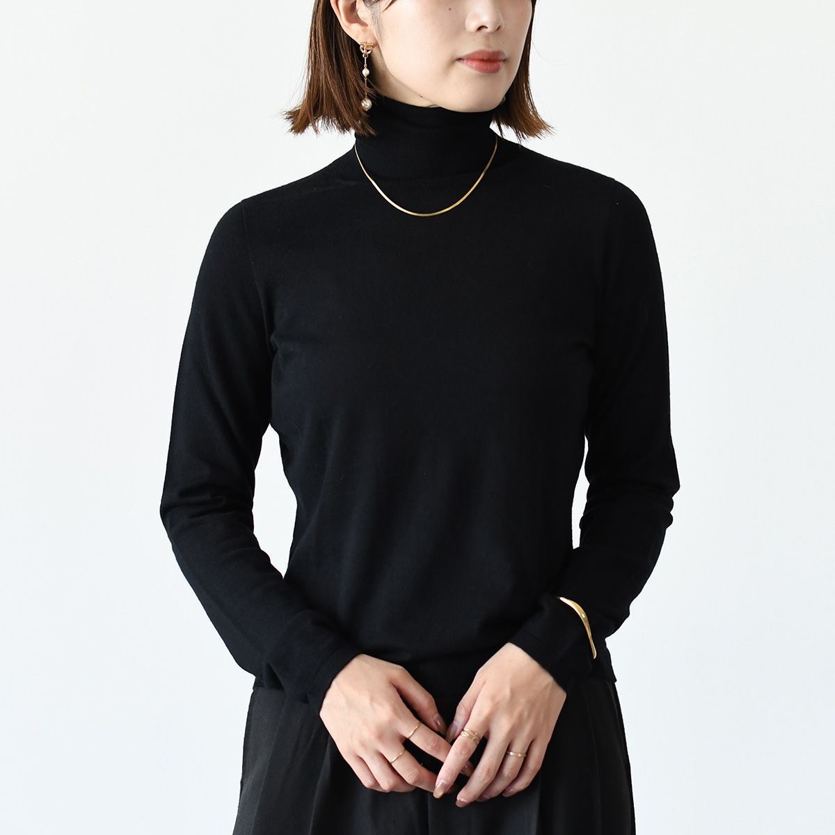 Max Mara カシミヤ ハイネック セーター ニット ケーブル編み 白タグ