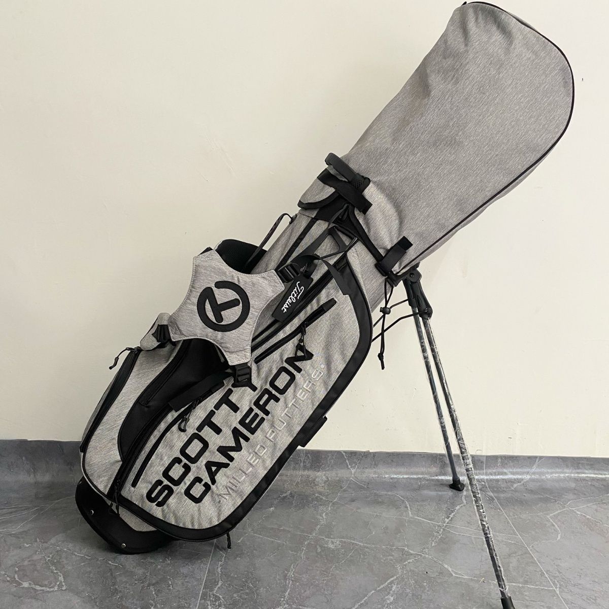 SCOTTY CAMERON ゴルフバッグ・パターカバーセット 正規品SCOTTY