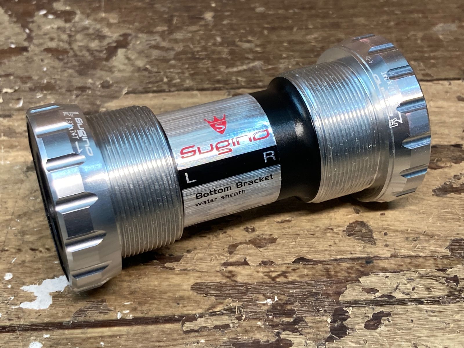 IM114 スギノ SUGINO MB-608 ボトムブラケット BB BSA Φ24mm 未使用 