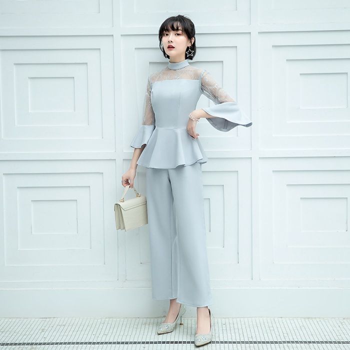 母