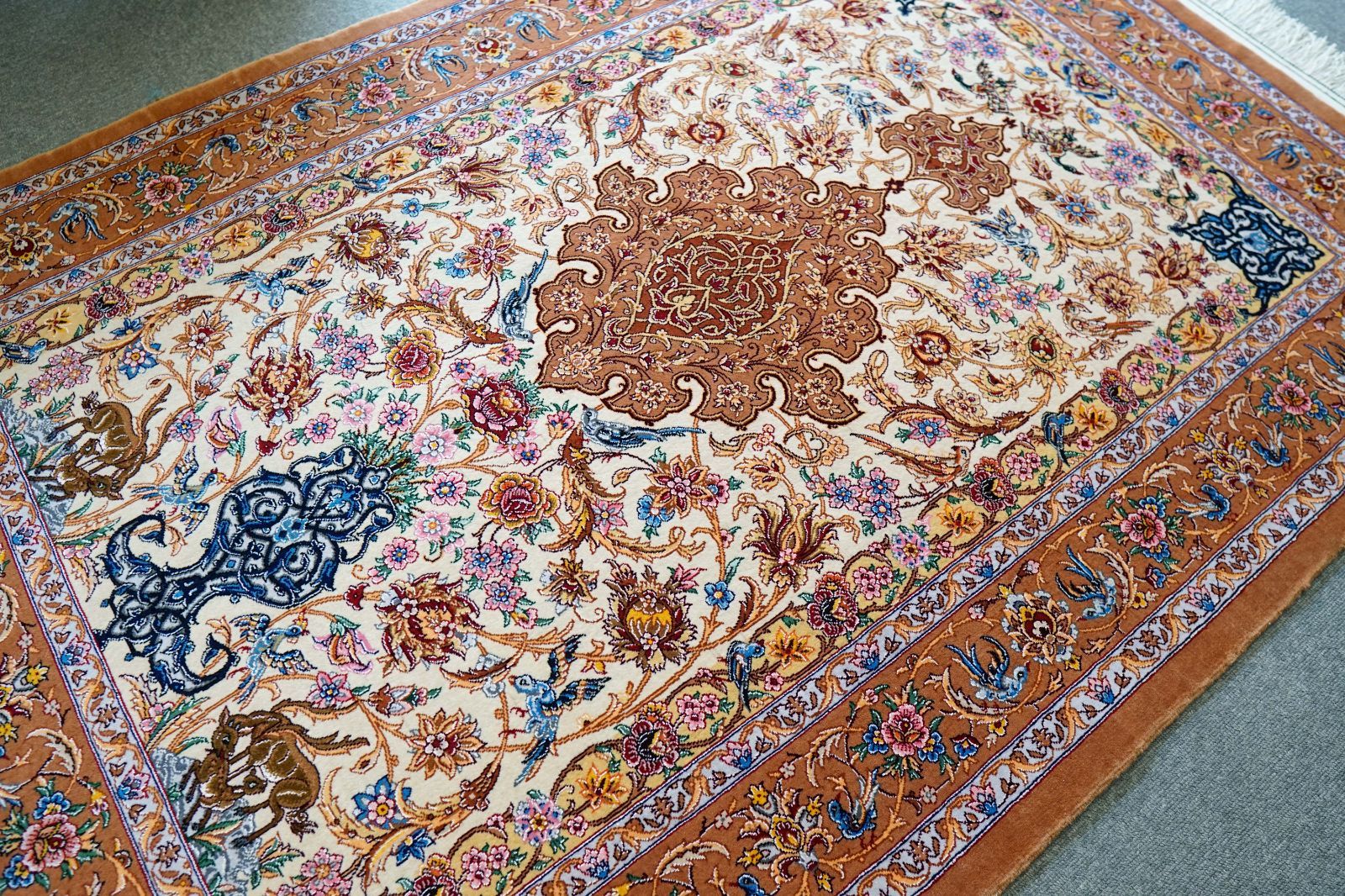 専用！高密度！輝く 本場イラン産 絨毯！約150×225cm‐200721 170万ノット！輝く、多色織絨毯！本場イラン産150×225cm‐201231