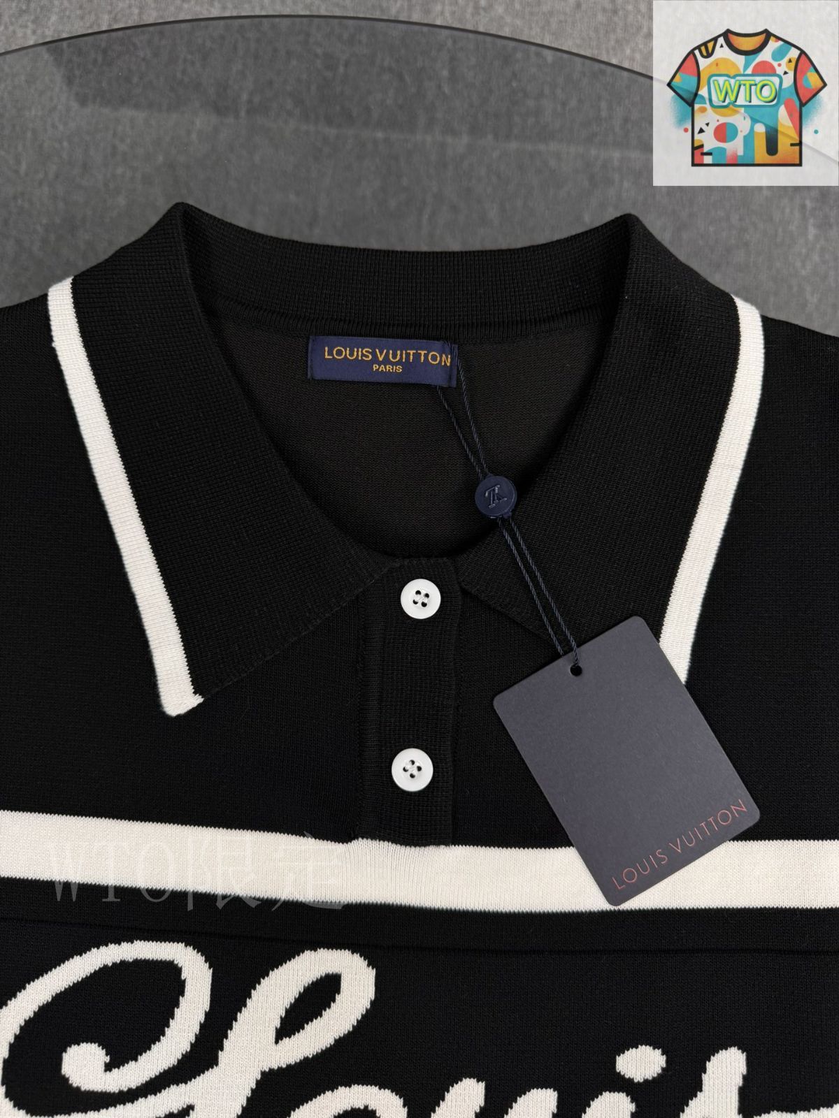 【25SS ユニークでクール /黒】Louis Vuitton ニットＴシャツ 今日特価】Louis Vuitton 25SS ロゴ ニット T シャツ-3 - メルカリ