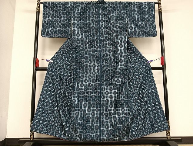 平和屋着物●本場琉球絣　紬　正絹　逸品　AAAU4298np 平和屋着物○本場琉球絣 紬 正絹 逸品 AAAU4298np - メルカリ