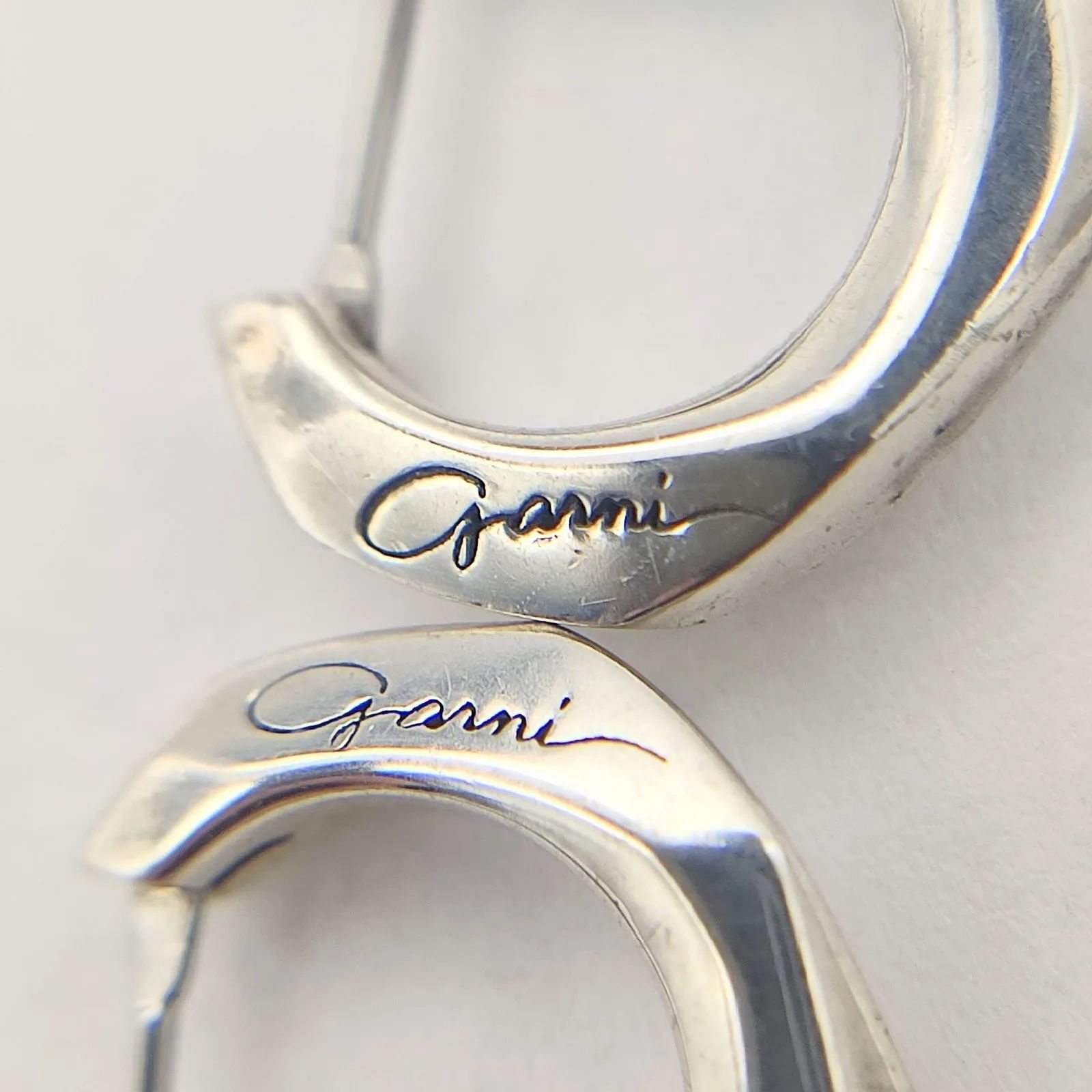 美品】GARNI ガルニ クロッケリーフープピアス SILVER シルバー