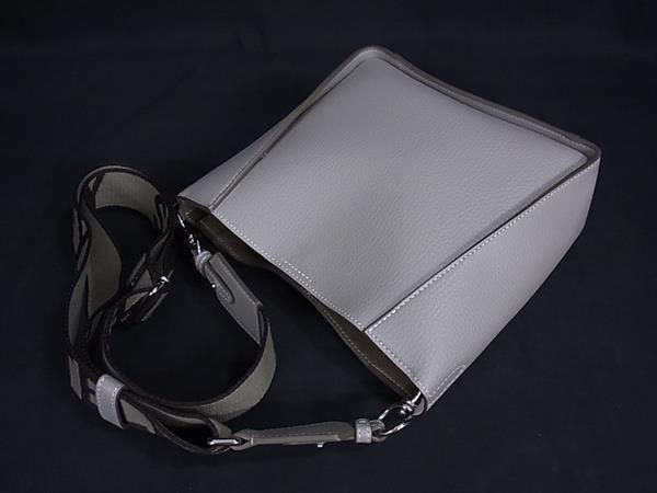 ショルダーバッグ レディース