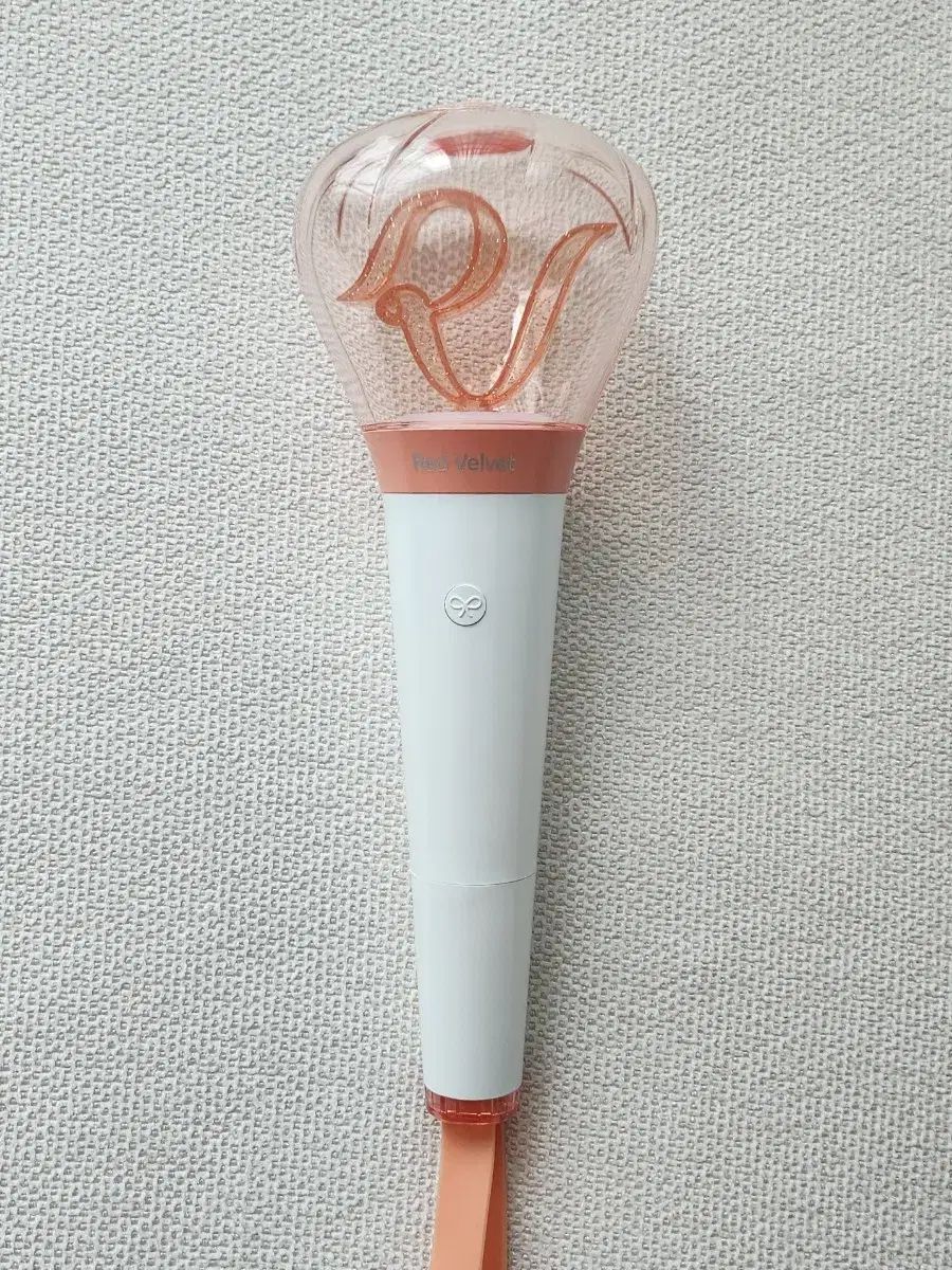 Red Velvet レドベル 公式　ペンライト　新品未開封 Red Velvet レドベル ペンライト RedVelvet 公式トレカ付きペンライト