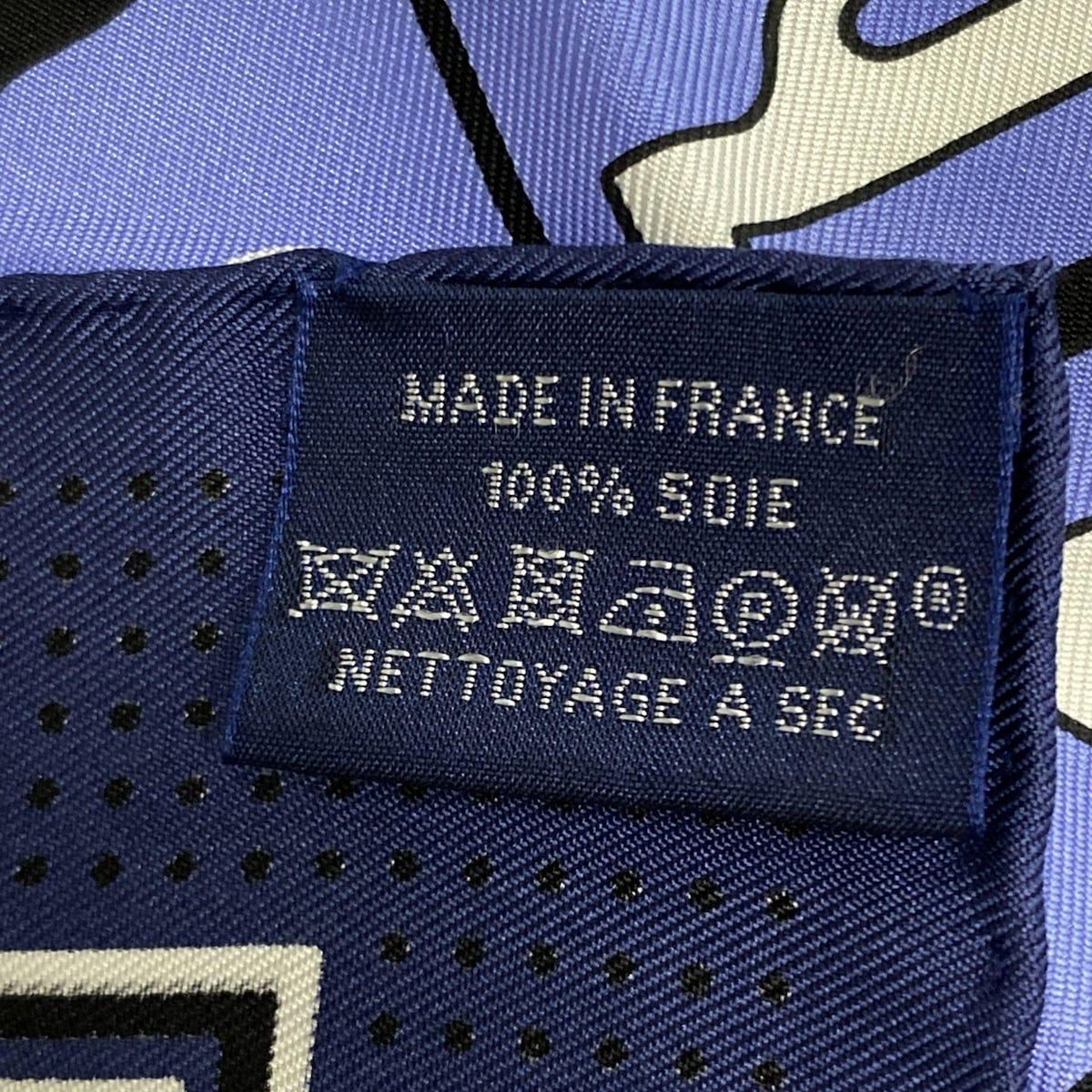 HERMES(エルメス) スカーフ美品 カレ55 ダークネイビー×黒