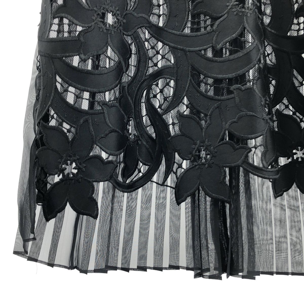 美品　sacai サカイ　レースプリーツトップス ノースリーブ ペイズリー柄 サカイ sacai レースプリーツトップス ノースリーブ ペイズリー