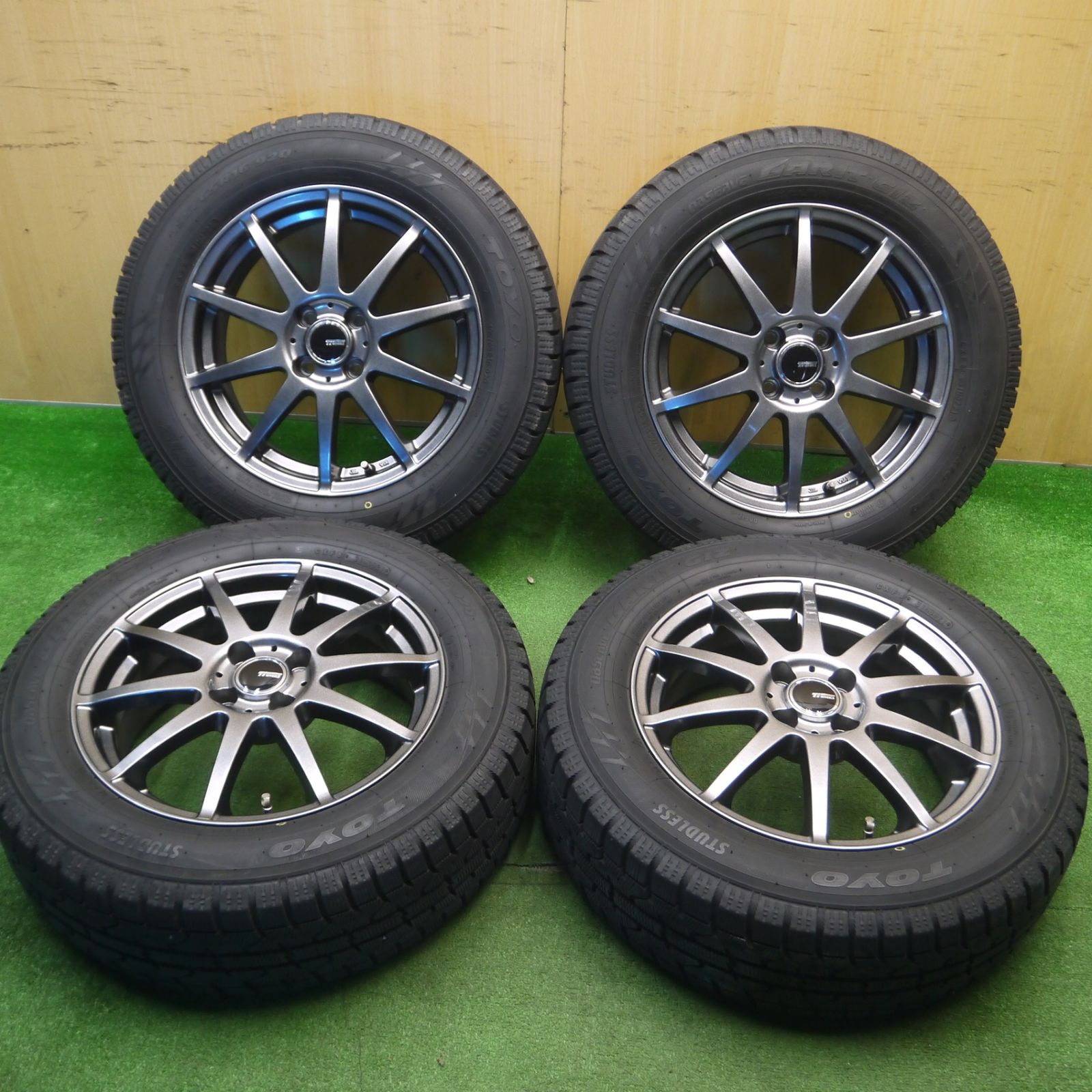 [送料無料] バリ溝！21年！キレイ！9.5分スタッドレス 195/65R16 トーヨー オブザーブ ガリット GIZ Ti WHEELS 16インチ PCD100/4H5012106Hス