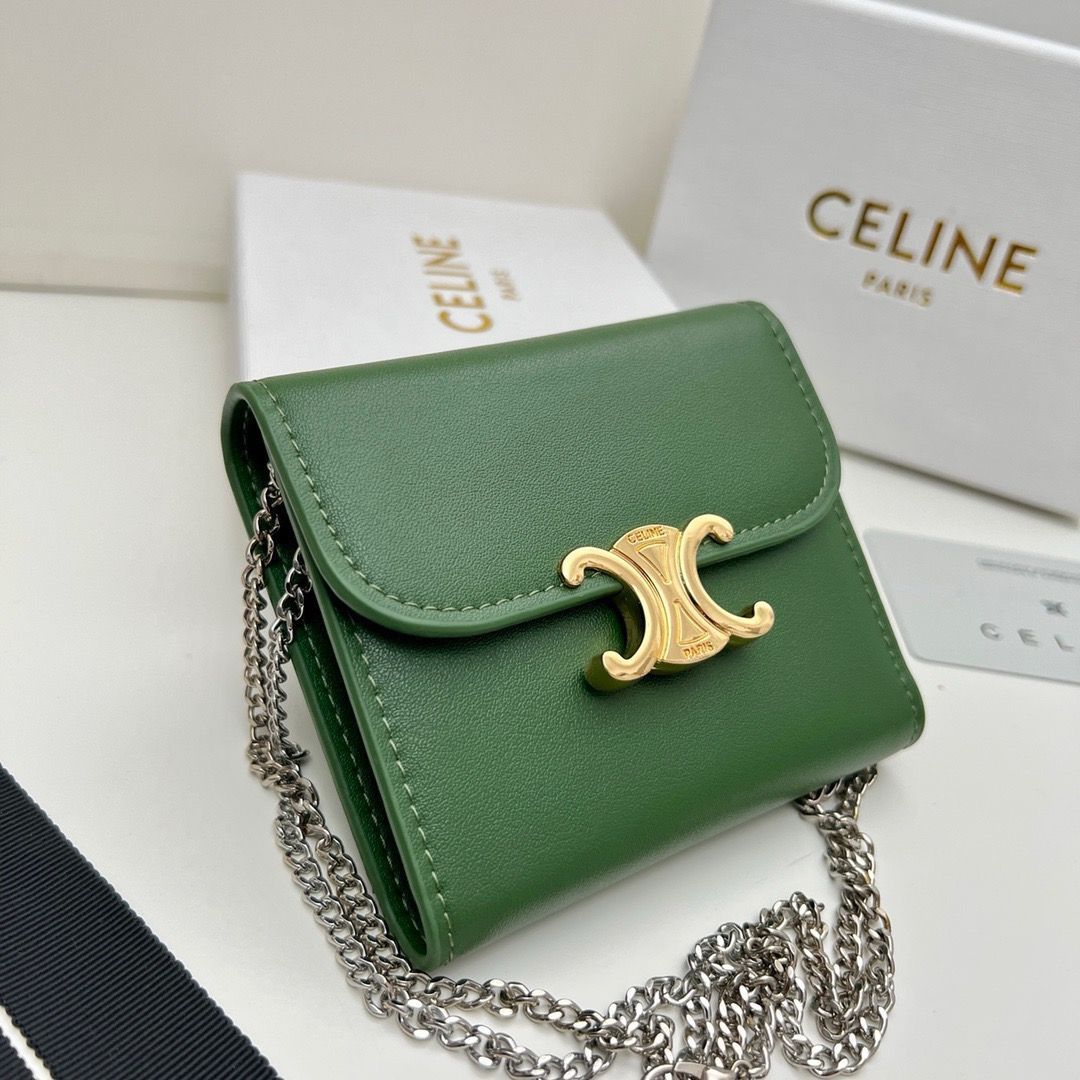 本日限定価格✨セリーヌ celine 財布 三つ折り トリオンフ財布 ライトグリーン