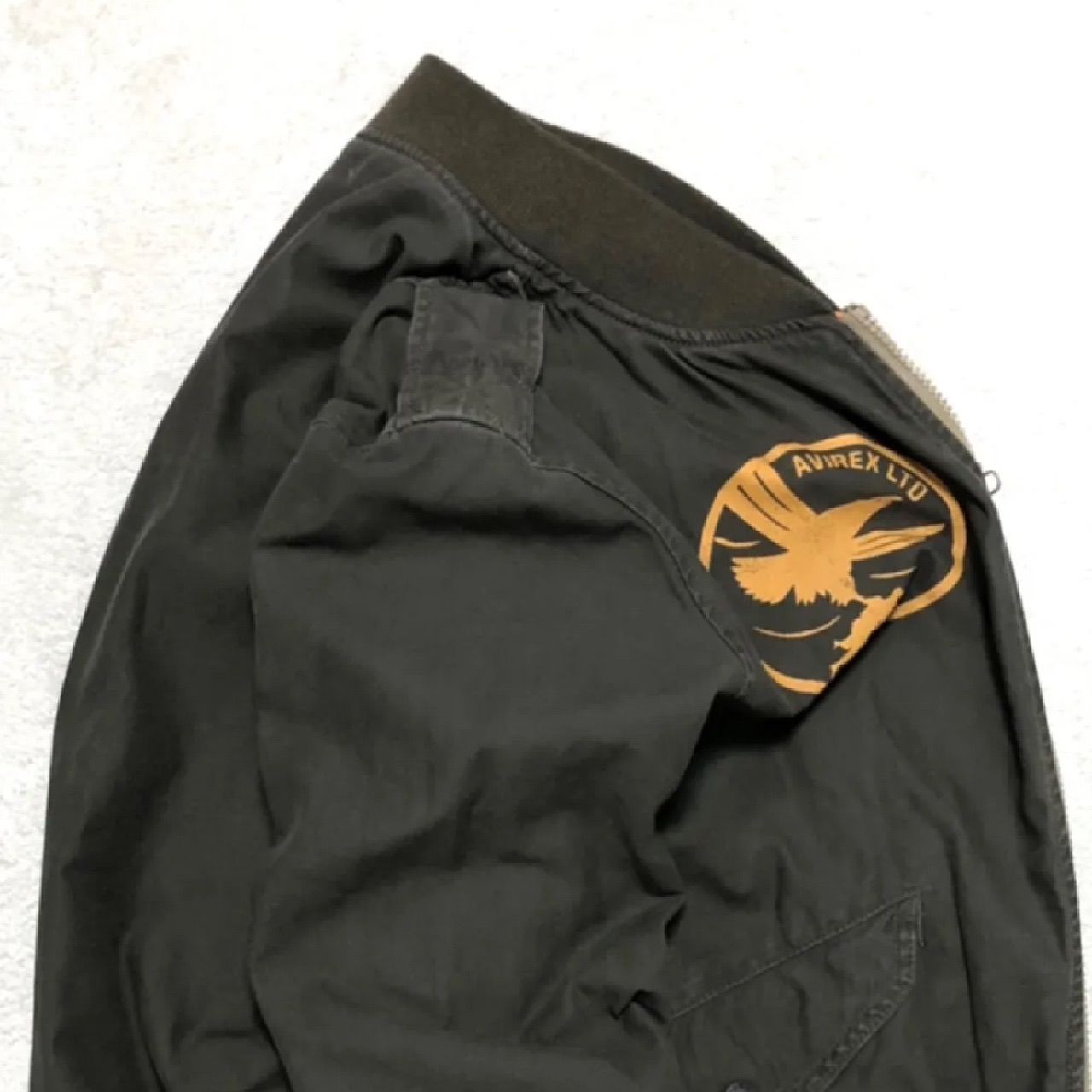 【完売品】 AVIREX L-2B コットンフライジャケット ユーズド加工 L 完売品】 AVIREX L-2B コットンフライジャケット ユーズド加工 L