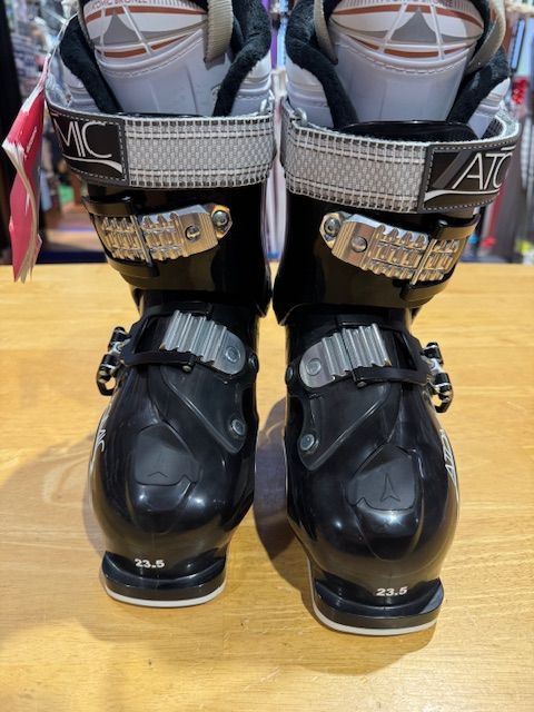 アトミックスキーブーツ LIVEFIT 60 Boot-Ski - Livefit 60 W – Snow Mania NZ