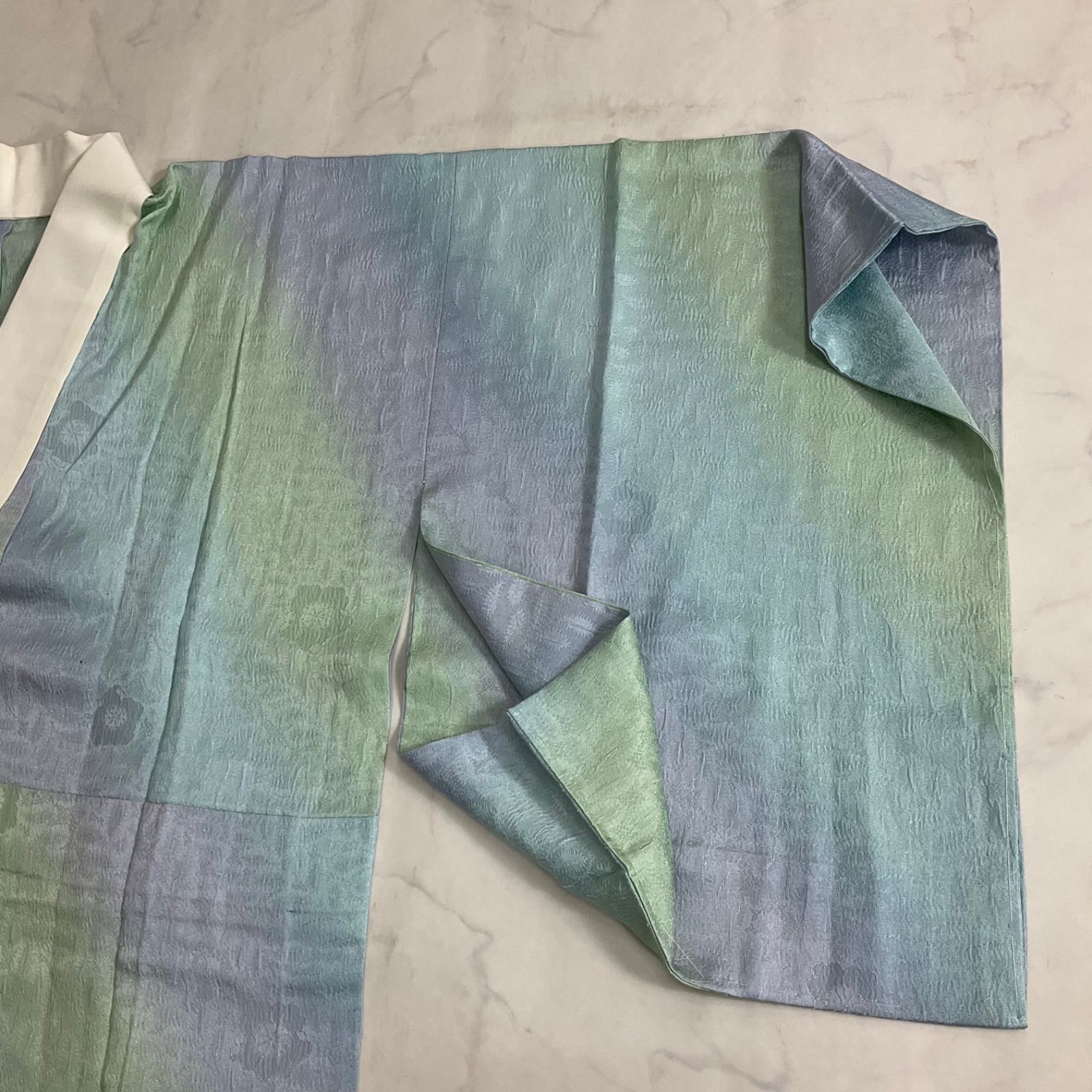 one◆ 同然◆長襦袢◆暈し染◆刺繍の様な変わり織◆仕付け糸付き◆正絹◆単衣◆袖無双◆白半襟付き◆居敷当て付き◆新はじく加工済◆やまと誂製◆裄67肩丈126◆小紋紬附下訪問着留袖袷単衣夏着物◆K1231