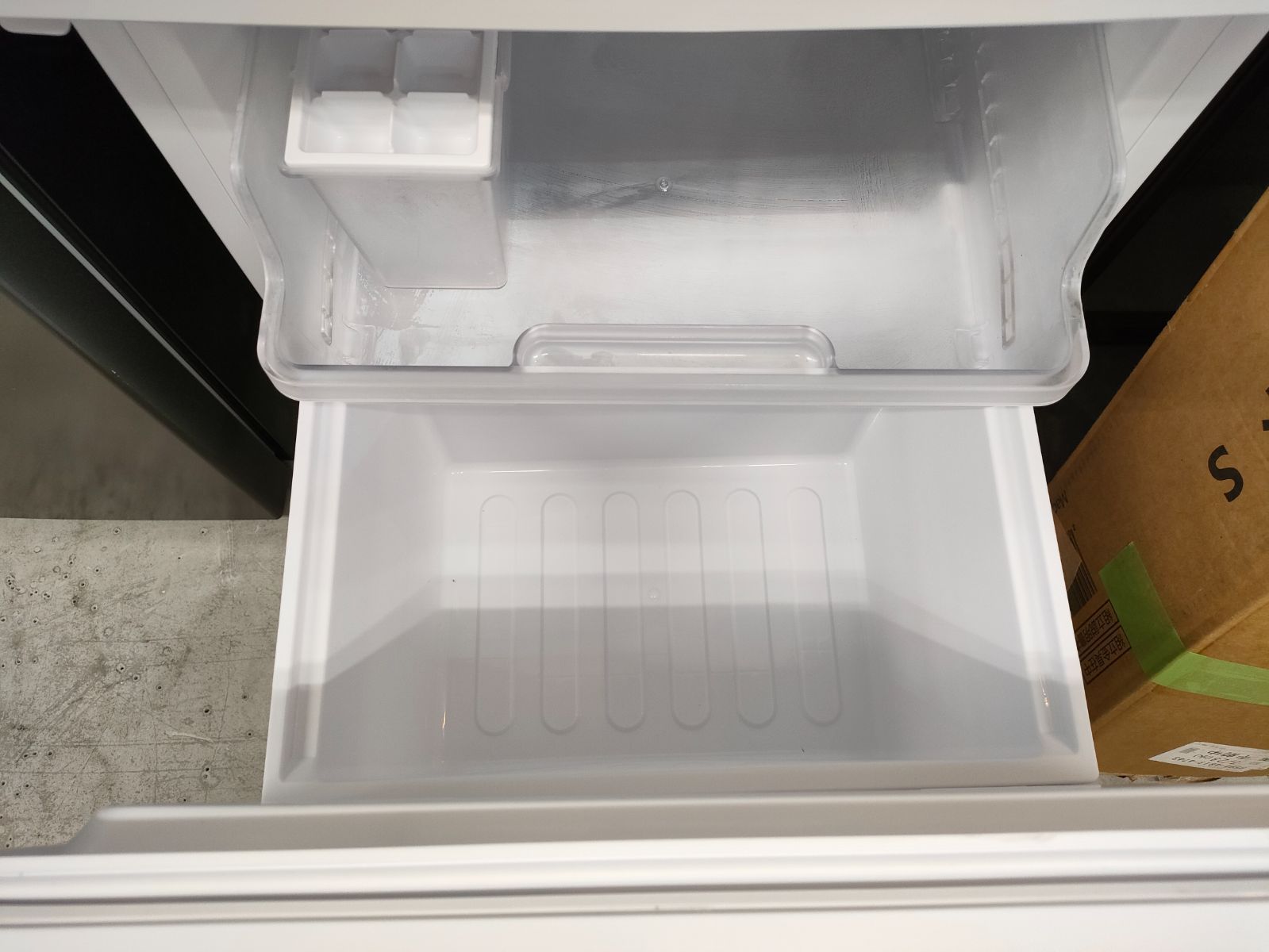 SHARP中古冷蔵庫 152L 2024年製 形名SJーGD15KーB SHARP中古冷蔵庫 152L 2024年製 形名SJーGD15KーB シャープ製/