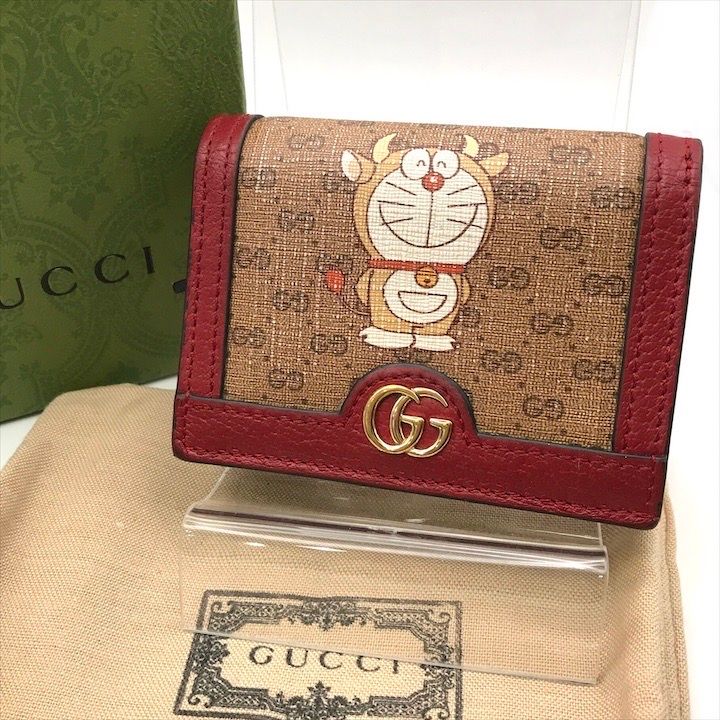 良品 GUCCI グッチ GG ドラえもん コラボ コンパクト 財布 ウォレット ブラウン レッド k3650 - メルカリ