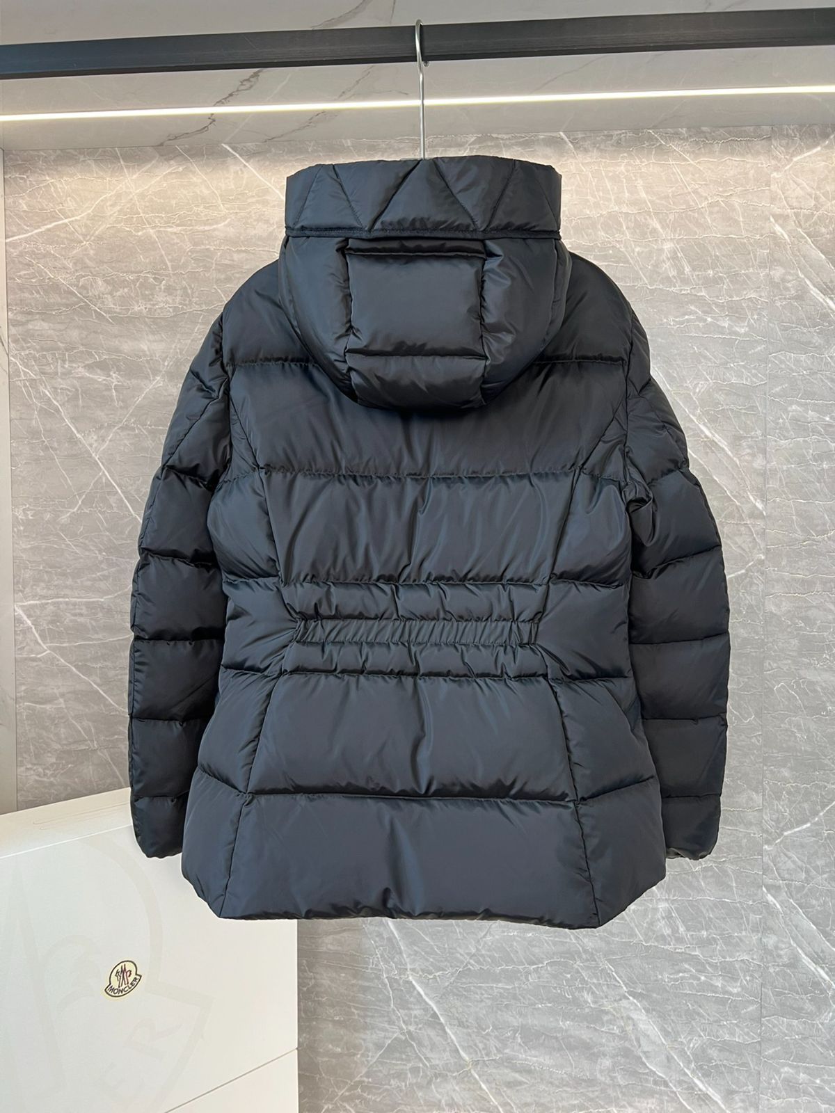 超メルカリ市価格】MONCLER モンクレールアベレ ギュボット 10A 