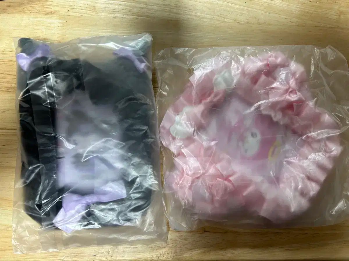 ♡キキララ リトルツインスターズ カードホルダー アクスタ パフポフ