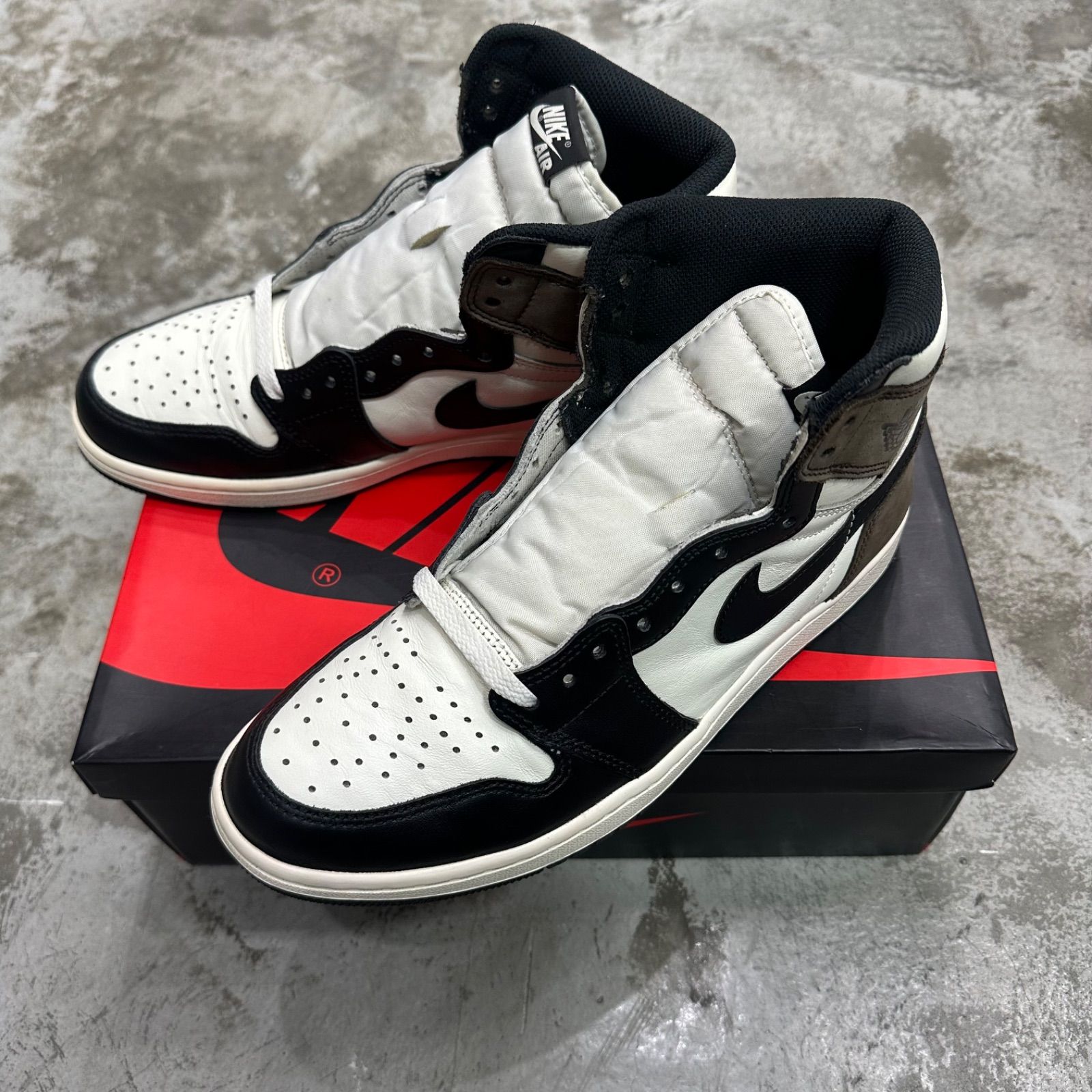 NIKE Air Jordan 1 High OG Sail Dark Mocha Black エア