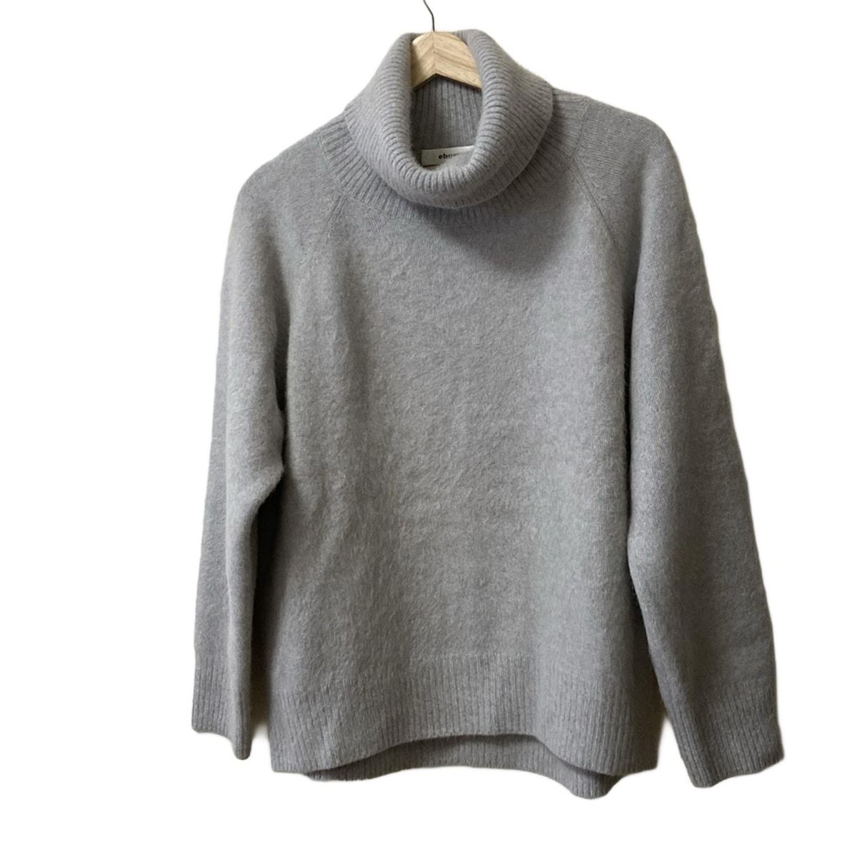 美品✨ebure 　エブール　フォックス 　シルク　タートル　ニット　セーター ebure フォックスシルクネービータートルネック セーター