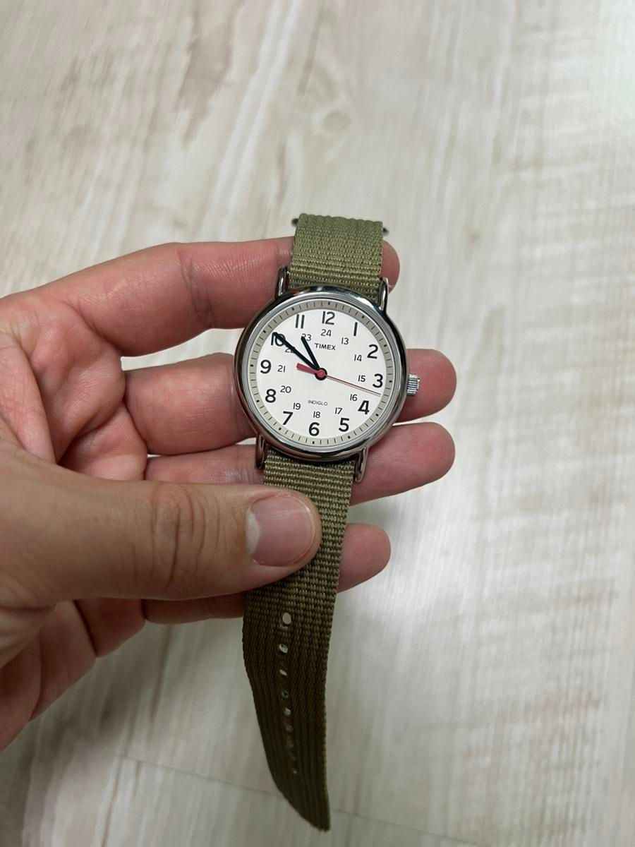 【Bunjang商品韓国直送】TIMEX ウィークエンダー アイボリーボード 出品