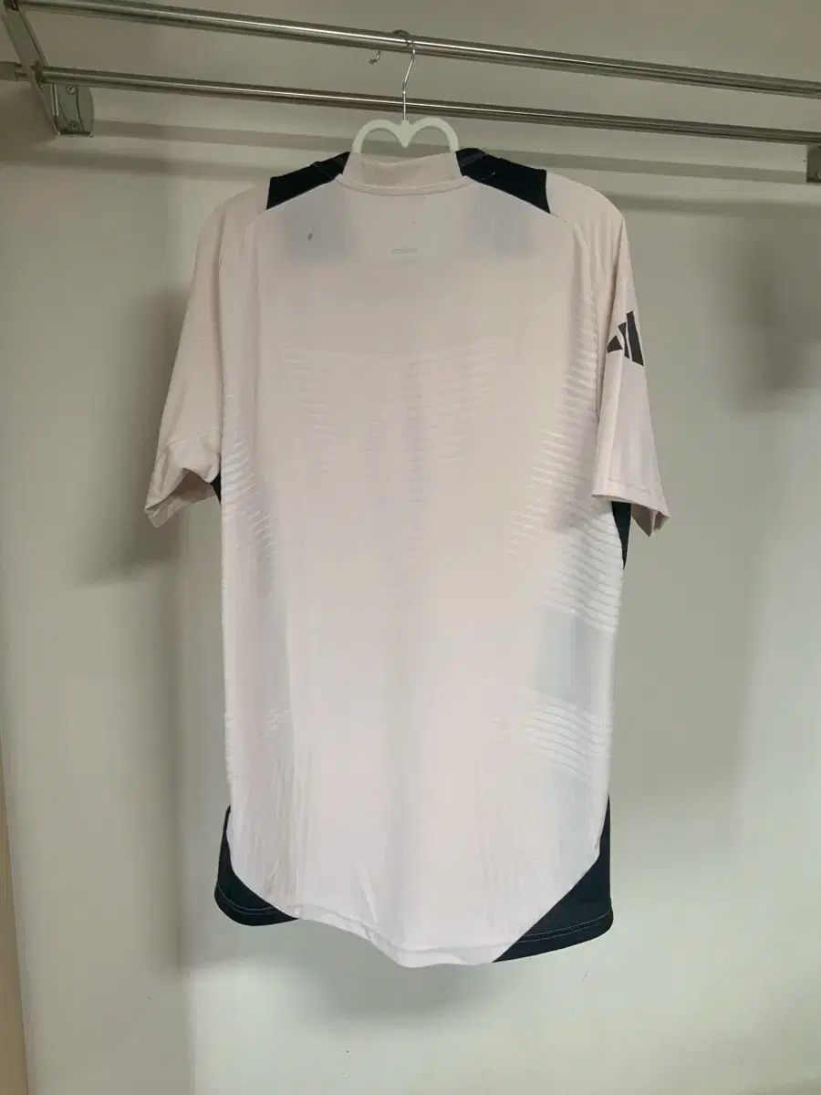 24 ー 25 レアル マドリード UCL PRO トレーニング