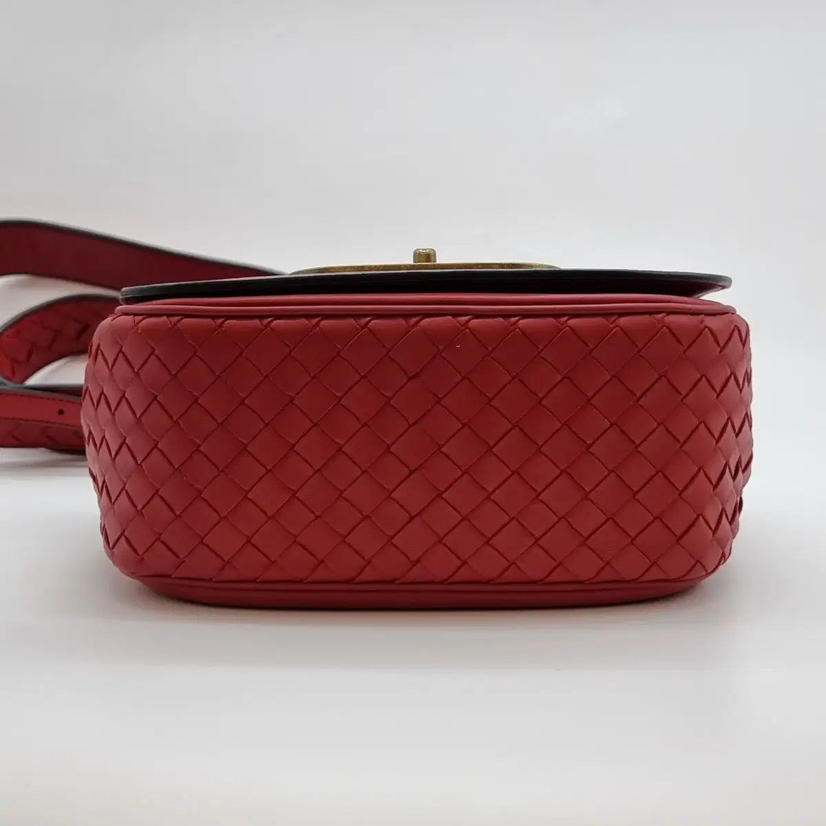 Bottega Veneta ボッテガヴェネタ ルナ クロスバッグ 赤 BOB091714 DECORATOM_COM_BR