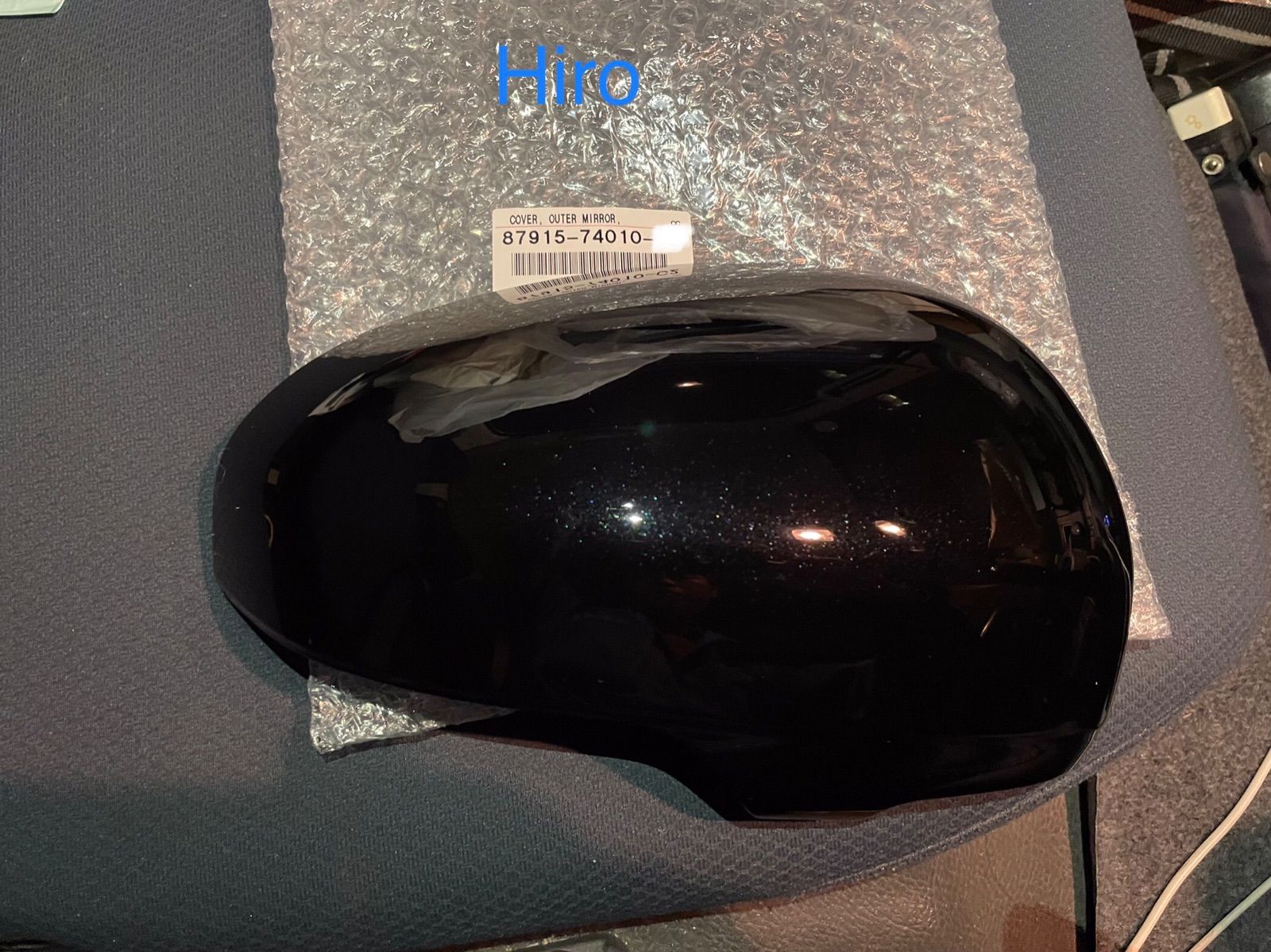 新品未使用 プリウスα ZVW40 ZVW41 右 ドアミラーカバー ブラック 黒 202 純正品 新品未使用 プリウスα ZVW40 ZVW41 右 ドアミラーカバー ボルドー