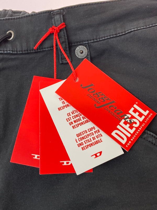 DIESEL ディーゼル