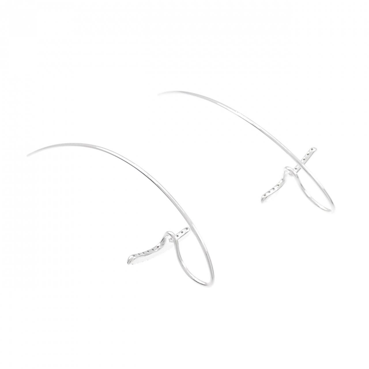 ピアス 0.12CT