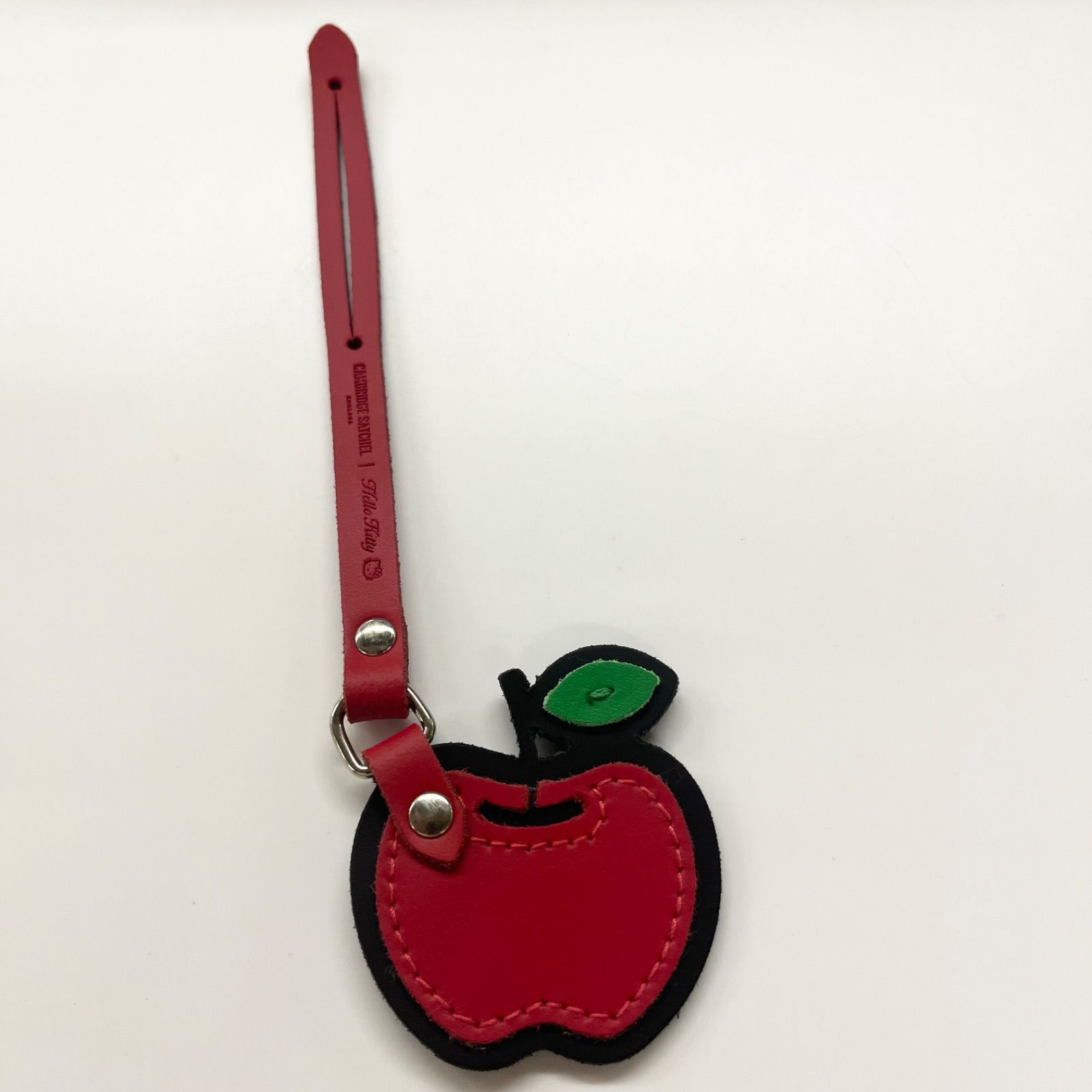 展示サンプル品 CAMBRIDGE SATCHEL ハローキティ チャーム HK Apple