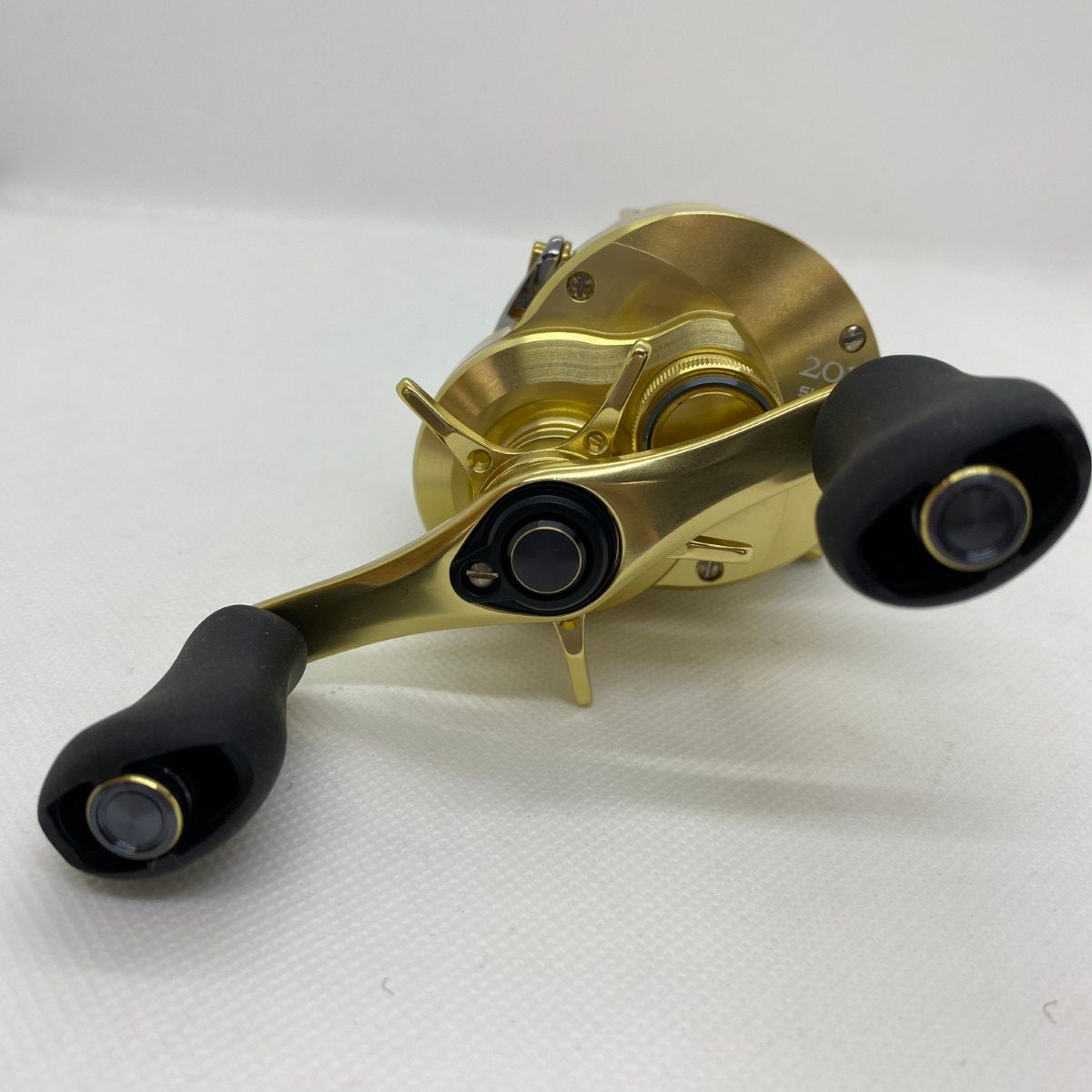 SHIMANO - ΨΨSHIMANO シマノ ベイトリール 　21 カルカッタ コンクエスト 201　箱付 042354 ΨΨ SHIMANO シマノ ベイトリール 21 カルカッタ コンクエスト