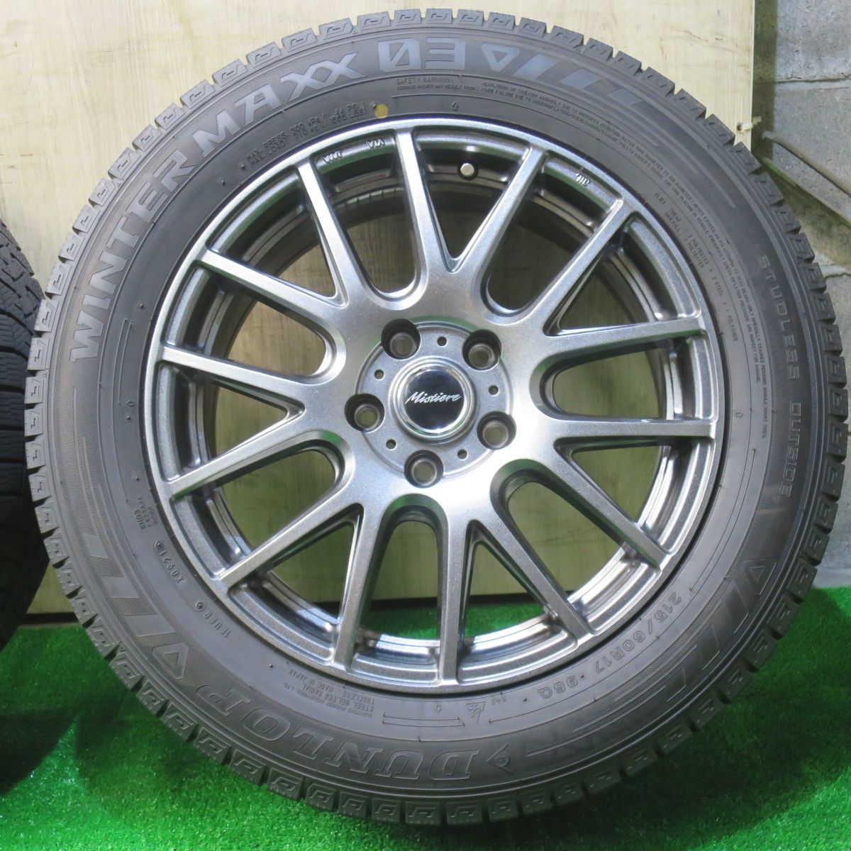 バリ溝 21年 キレイ 9.5分 スタッドレス 215 60R17 ダンロップ ウインターマックス 03 Mistiere ミスティーレ 17インチ PCD114.3 5H 5101103NJス FFCRYSTALESIA_COM