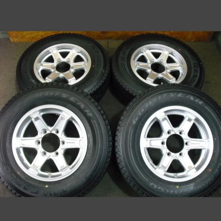 T-2130 本州 製 グッドイヤー 195 80R15 バリ山 200系ハイエース 等 15インチスタッドレス タイヤホイール