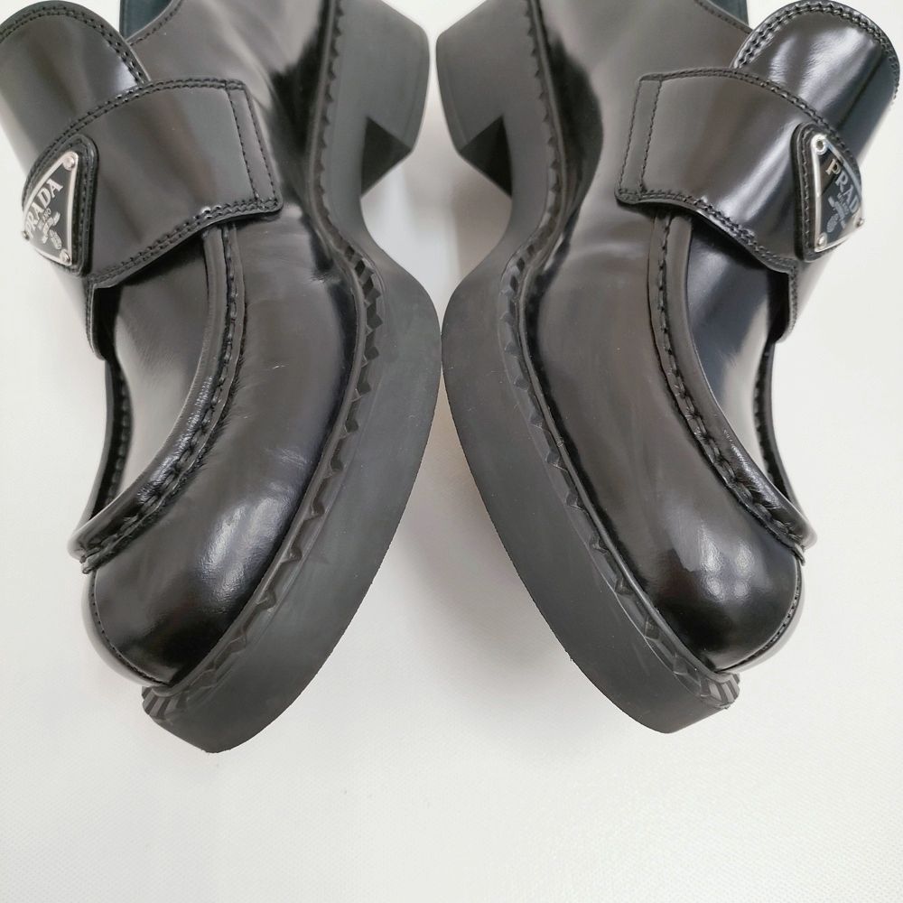 PRADA プラダチョコレートブラッシュドレザーローファー 定価 PRADA プラダチョコレートブラッシュドレザーローファー 定価