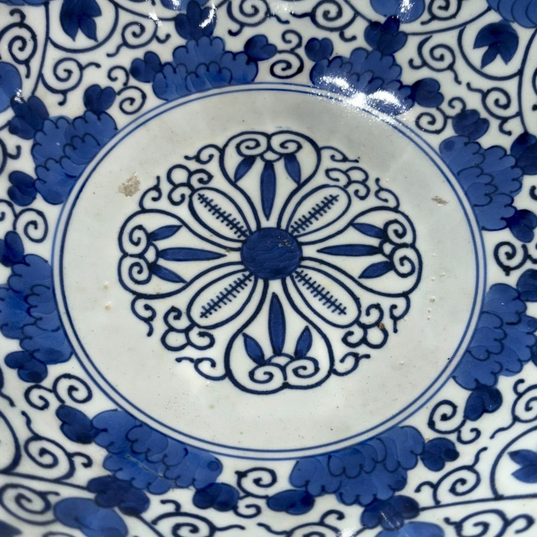 青花 大鉢 骨董 染付 青花 大花唐草大鉢 伊万里 染付 ベロ