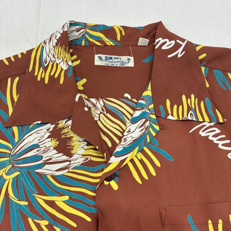 SUN SURF サンサーフ シャツ、ブラウス 半袖 RAYON HAWAIIAN