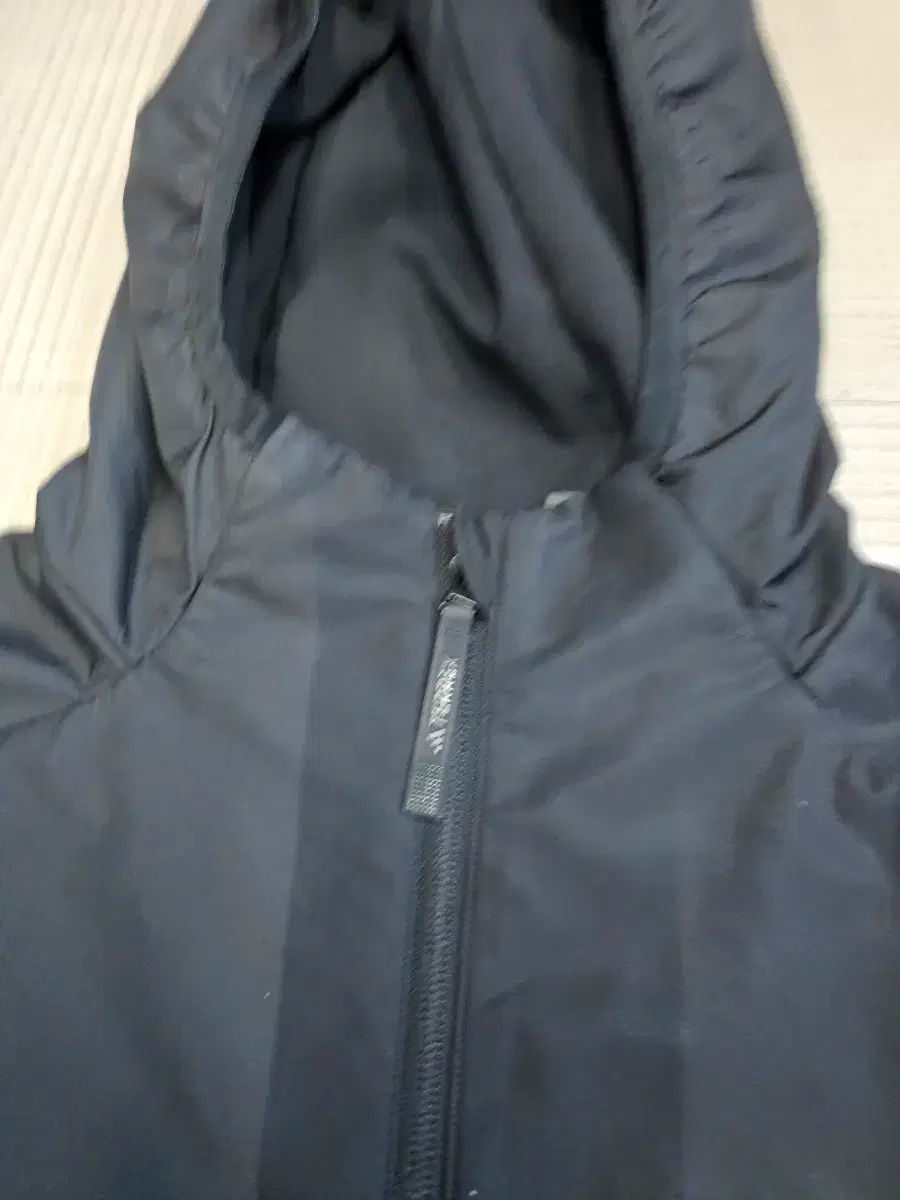 全品最安値に挑戦中！ テレックス ナショナルジオグラフィック コラボ ソフトシェル フーディー ジップアップ 全部激安で販売！