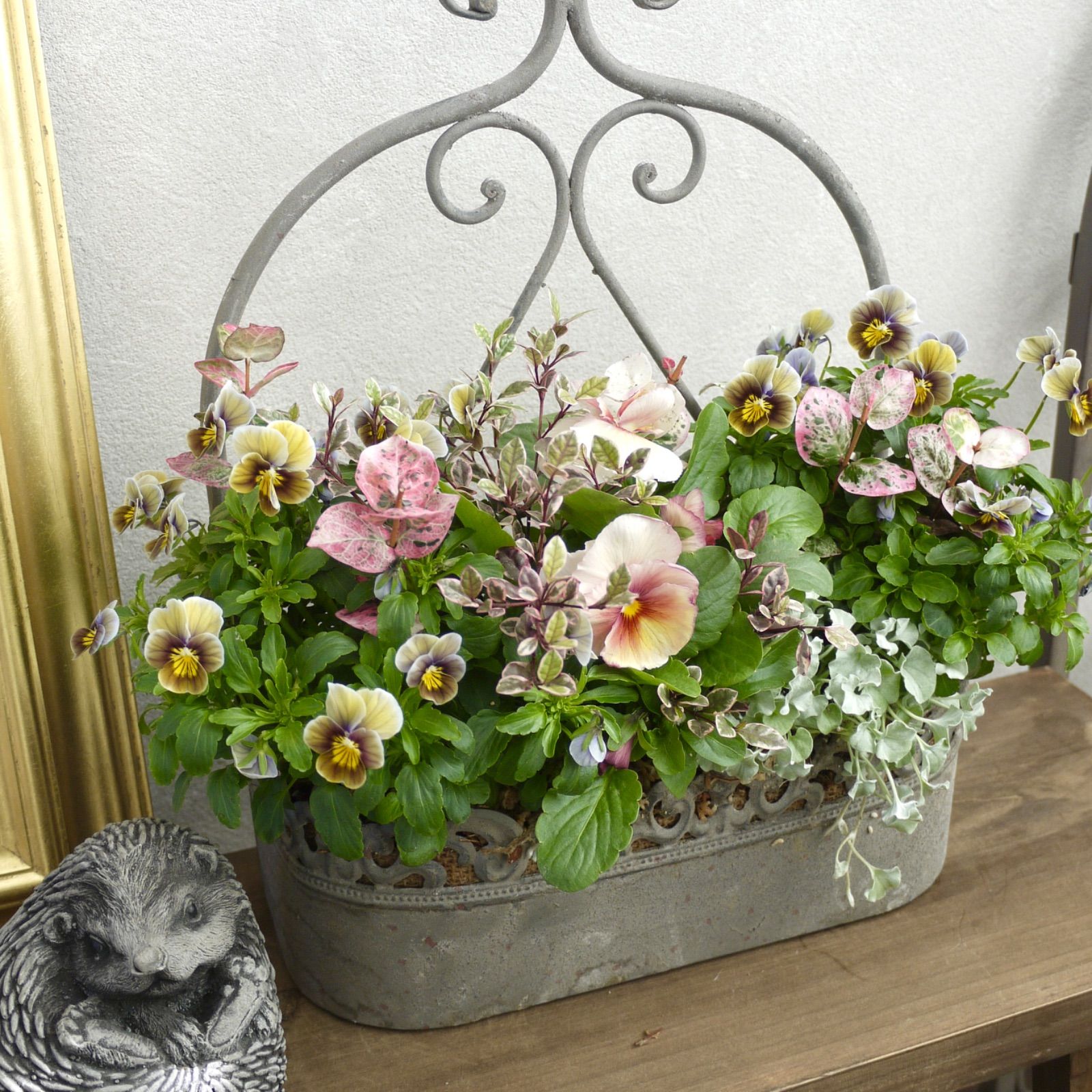 アンティーク フィレレース 聖火と鳩とオリーブ 透かしパネル