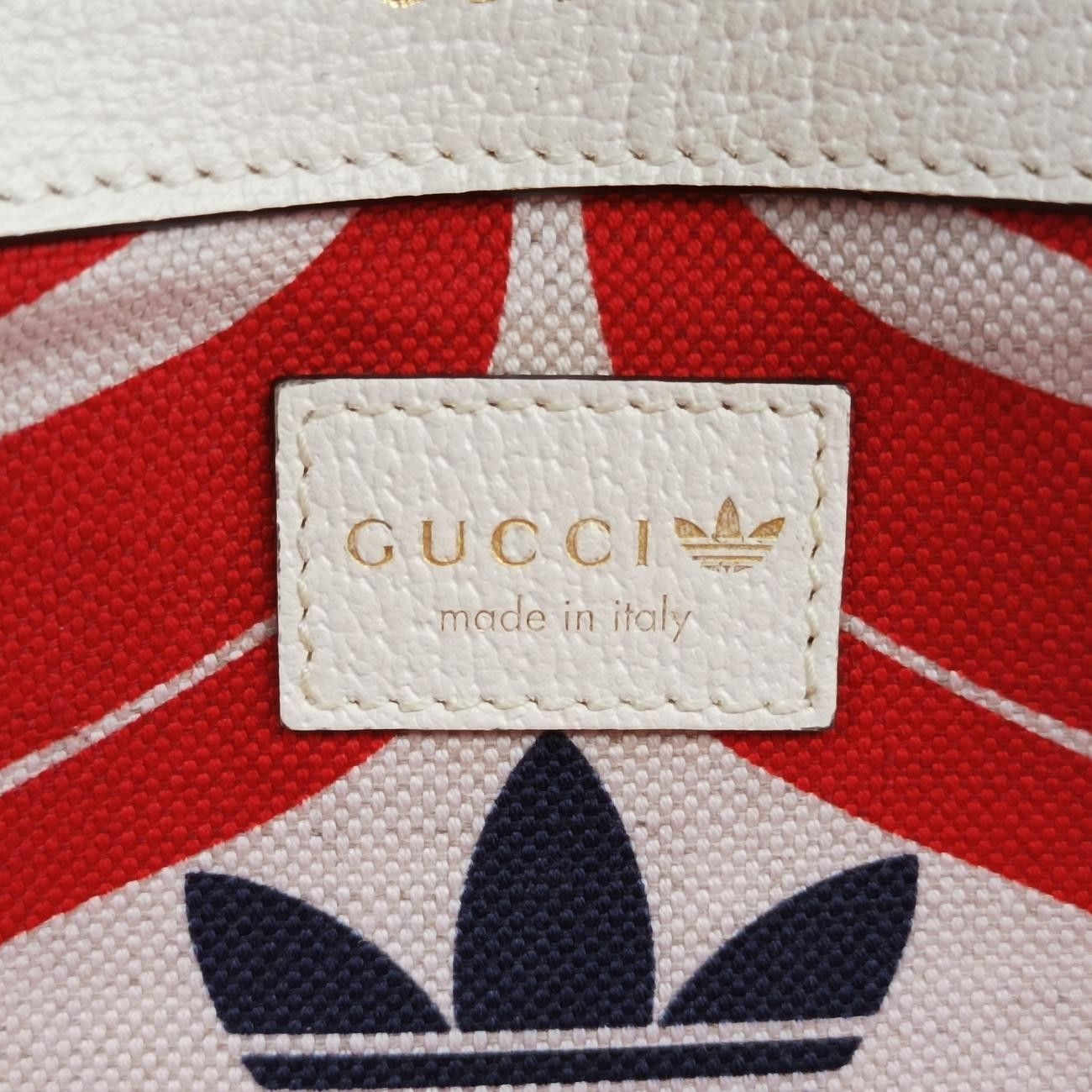 グッチGucciアディダスコラボ ホースビットホワイト×ブラック