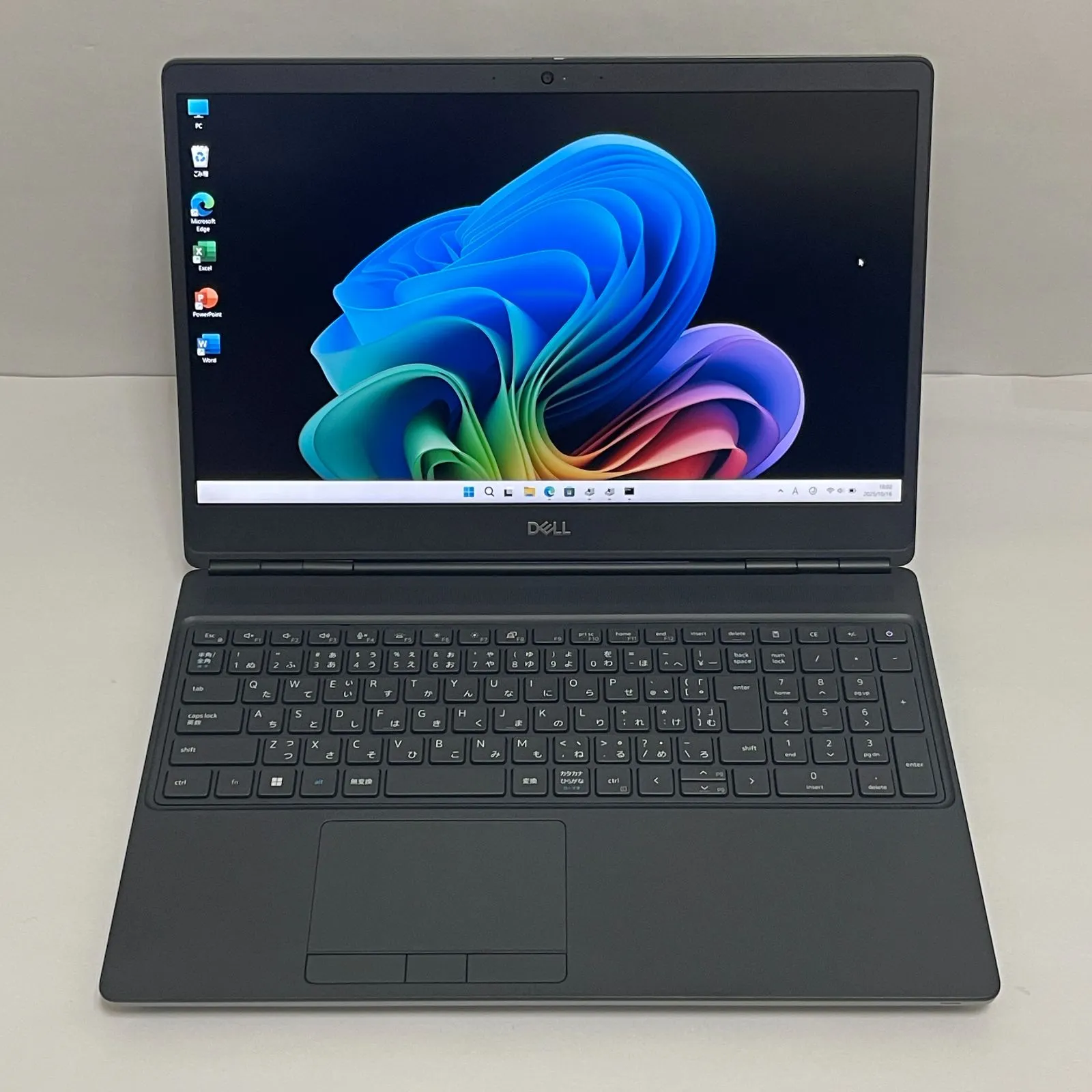 【ほぼ未使用】Dell Precision 7560 / 32GB/ 512GB 中古】DELL Precision 7560 ZBA07019ノートパソコン /Win11P /Core i7