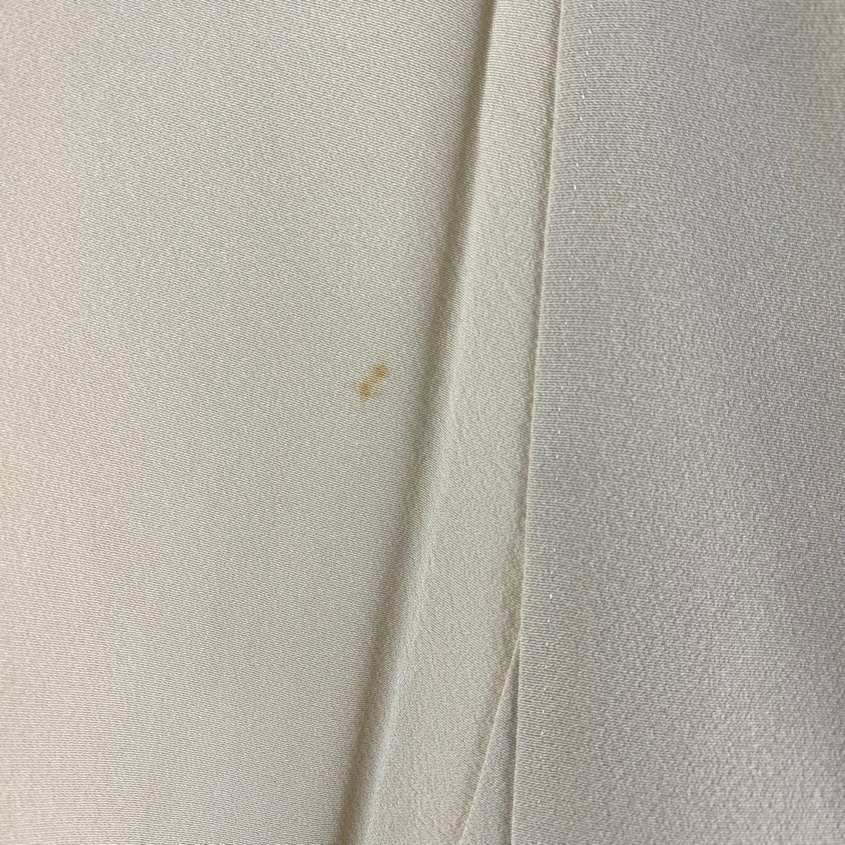 ベージュ