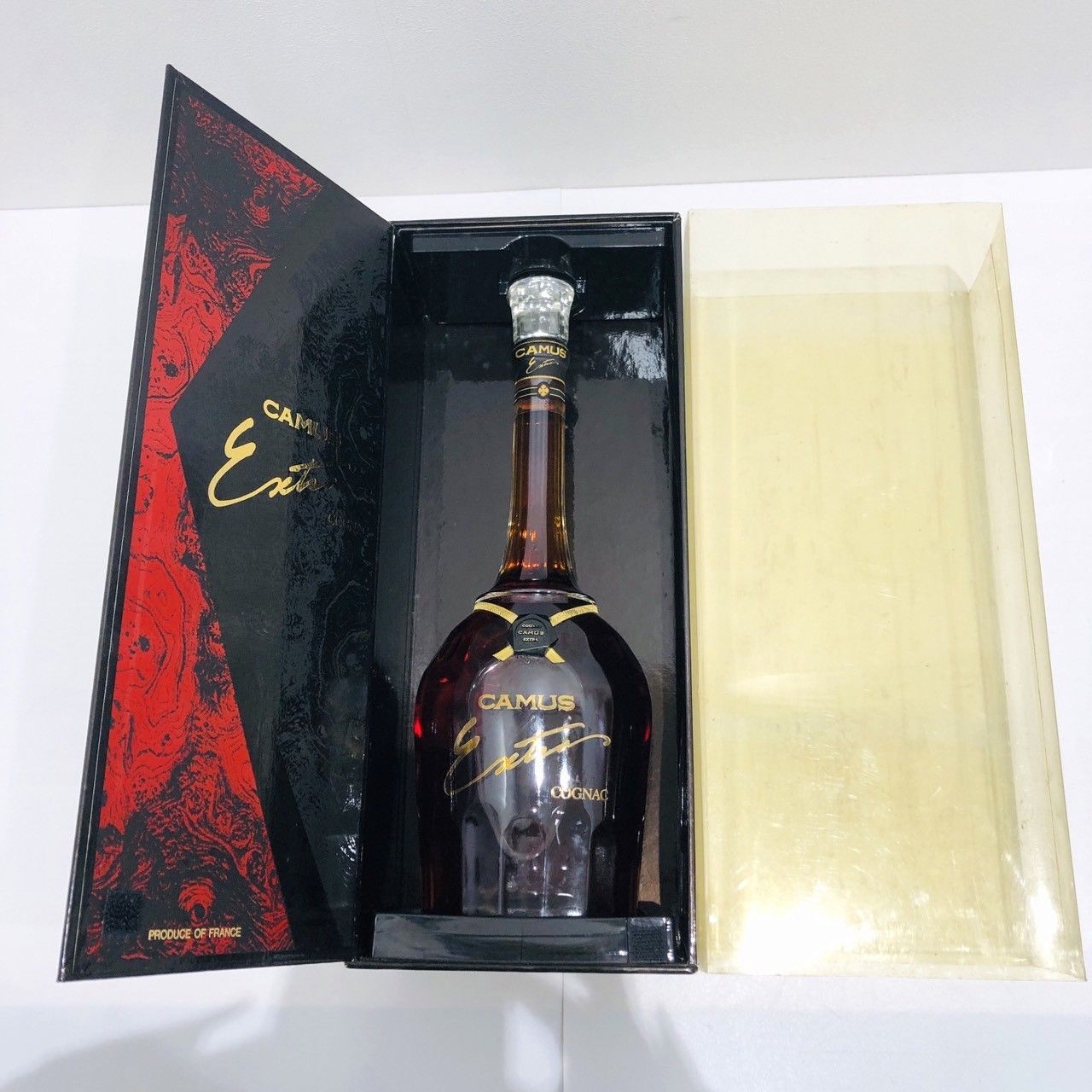 カミュ エクストラ ブランデー 700ml 古酒 箱付 GOLD AWARD 1987